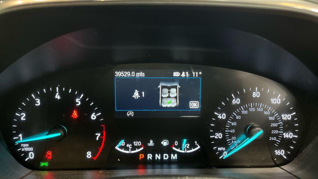 Ford Focus view 9