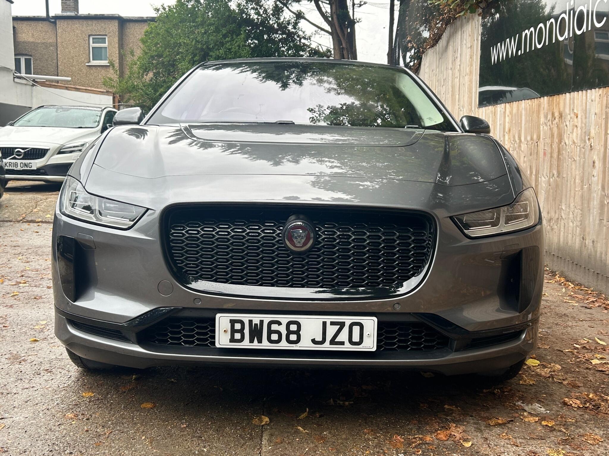 Jaguar I-Pace view 19