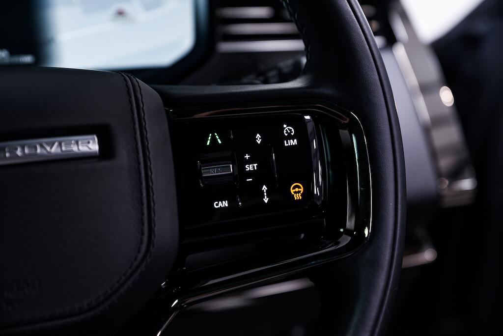 Land Rover Range Rover Sport view 28
