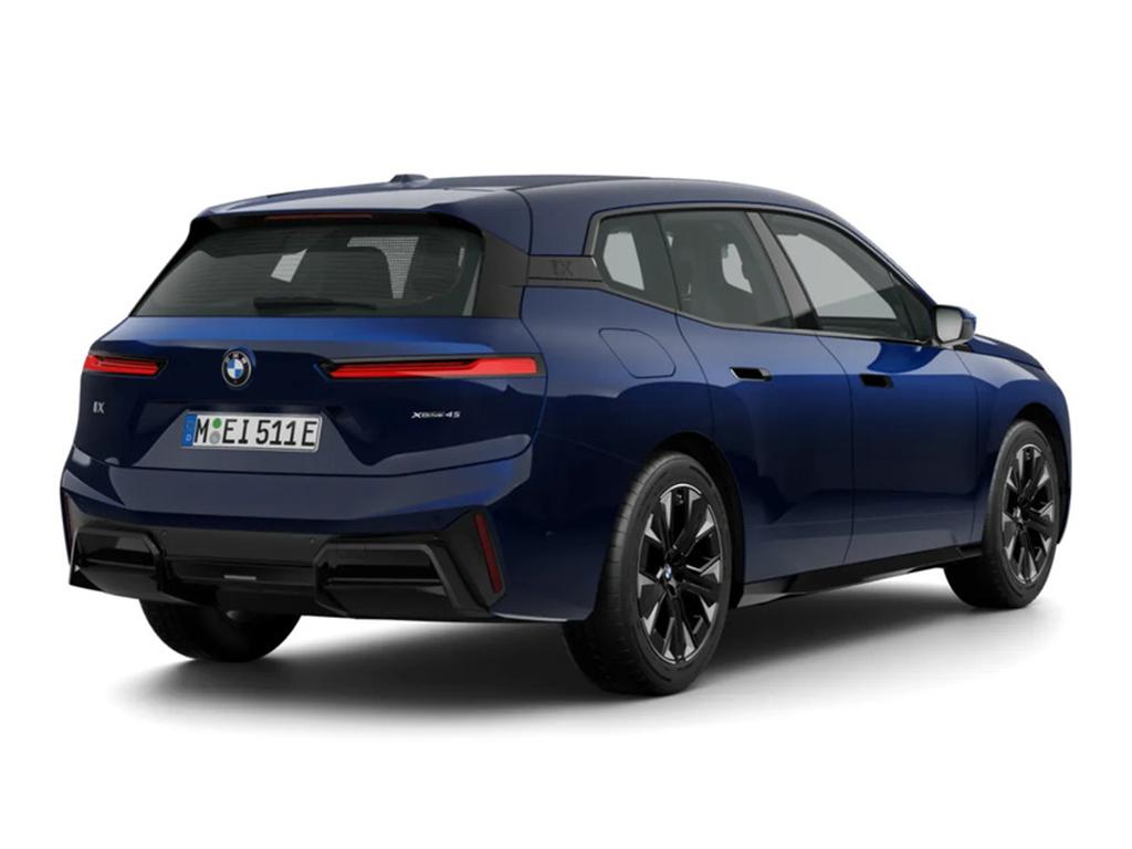 BMW Ix view 3