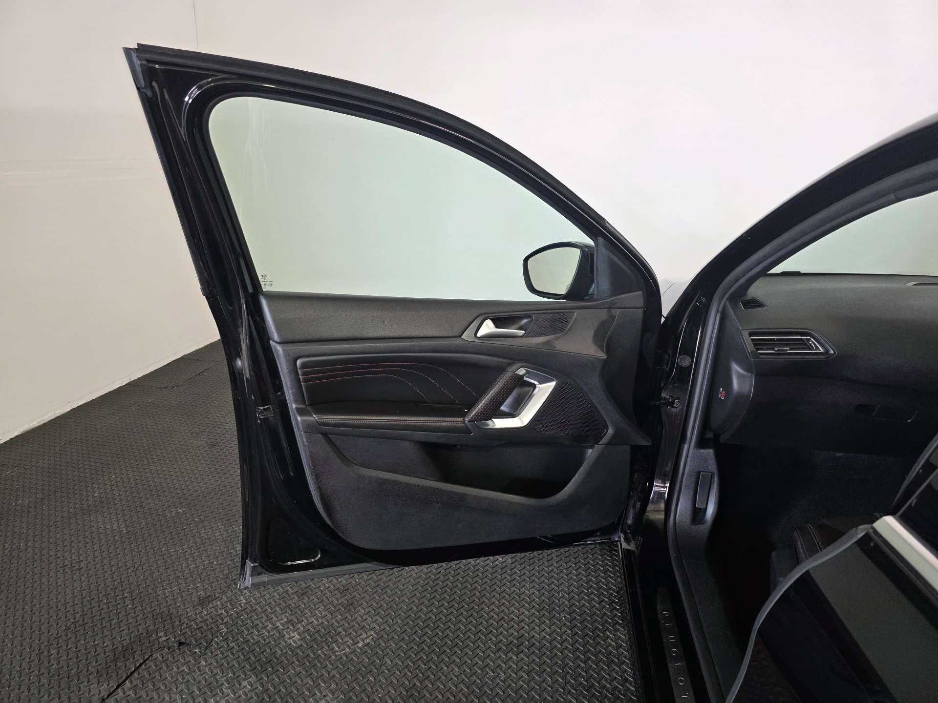 Peugeot 308 view 50
