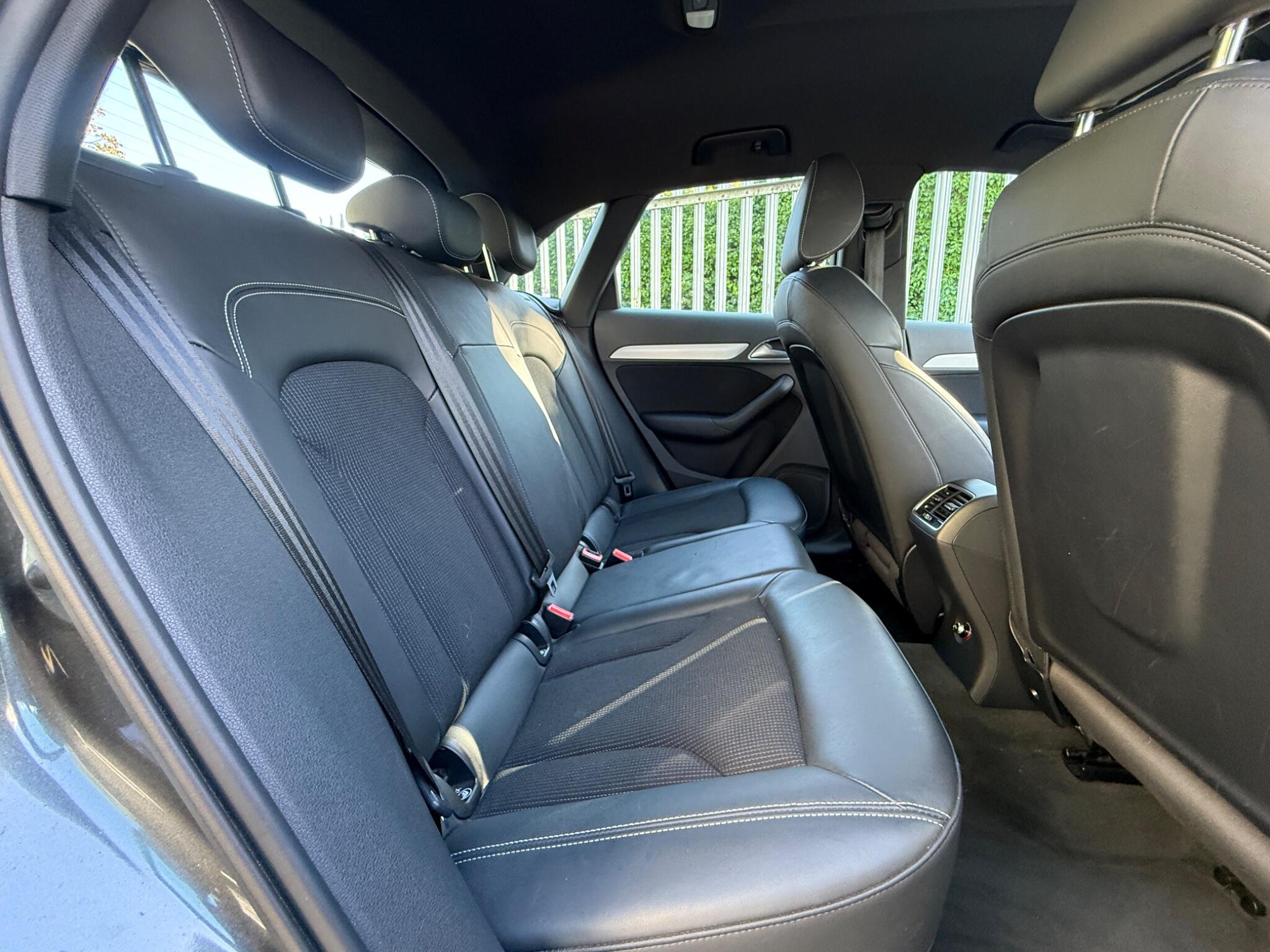 2017 Audi Q3 image 25