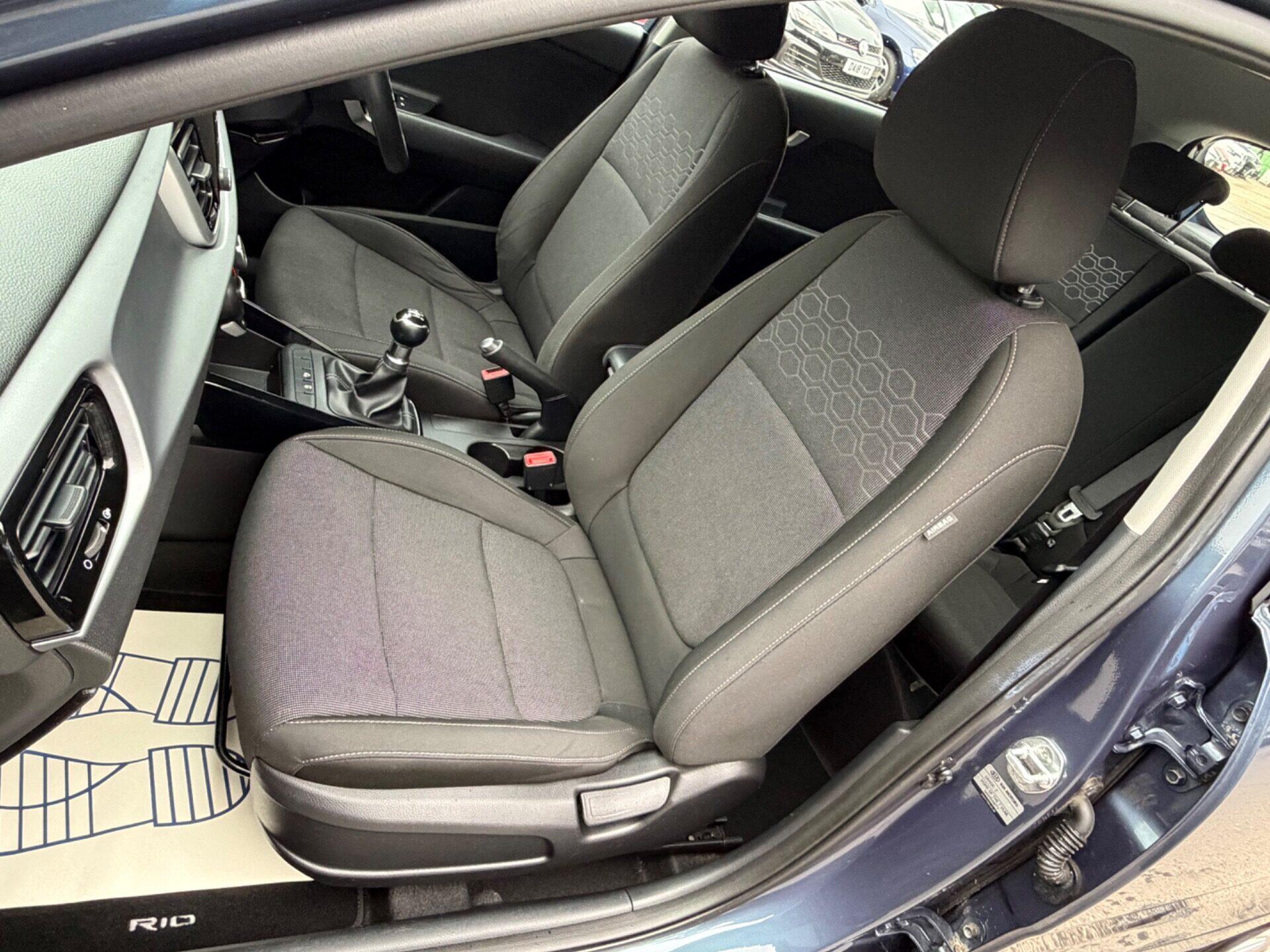 Kia Rio view 22