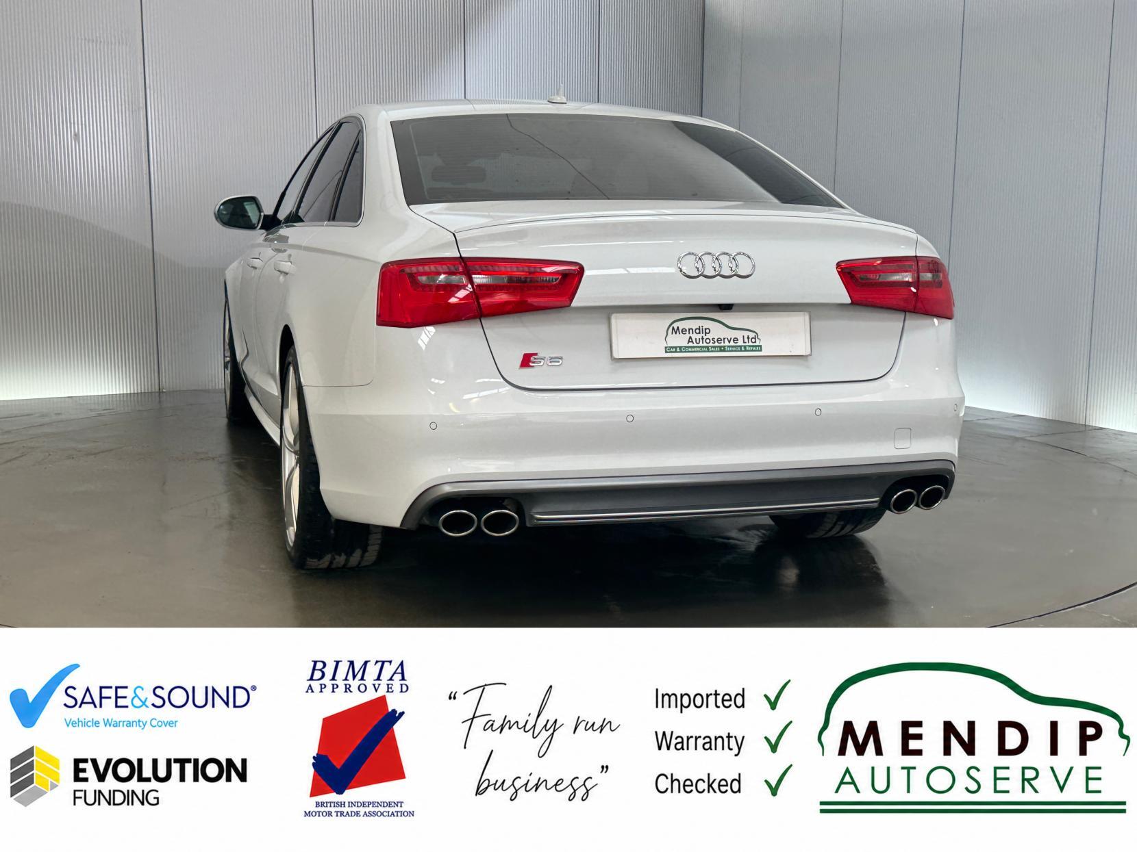 Audi S6 Saloon view 14