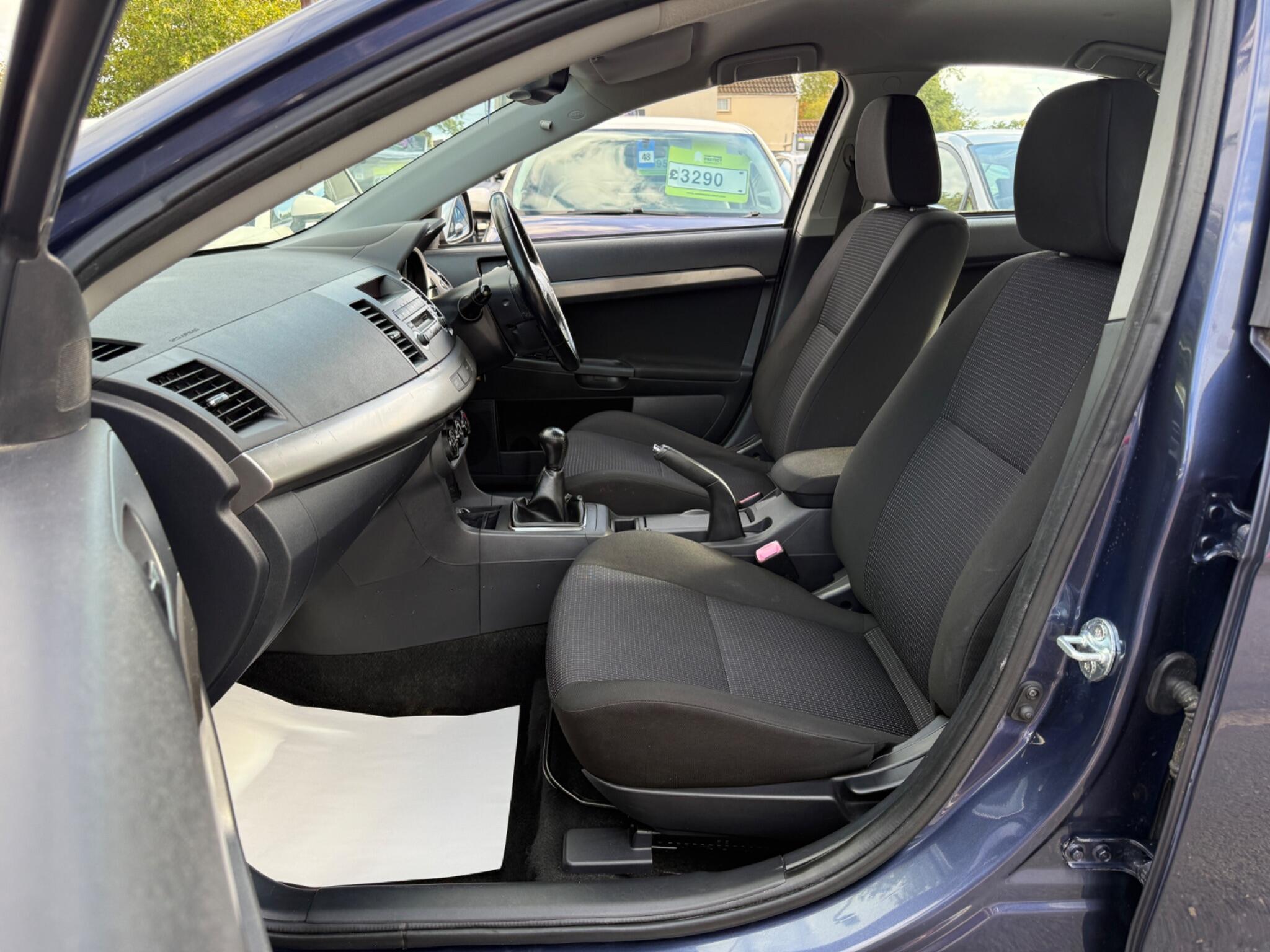 Mitsubishi Lancer - Image 41