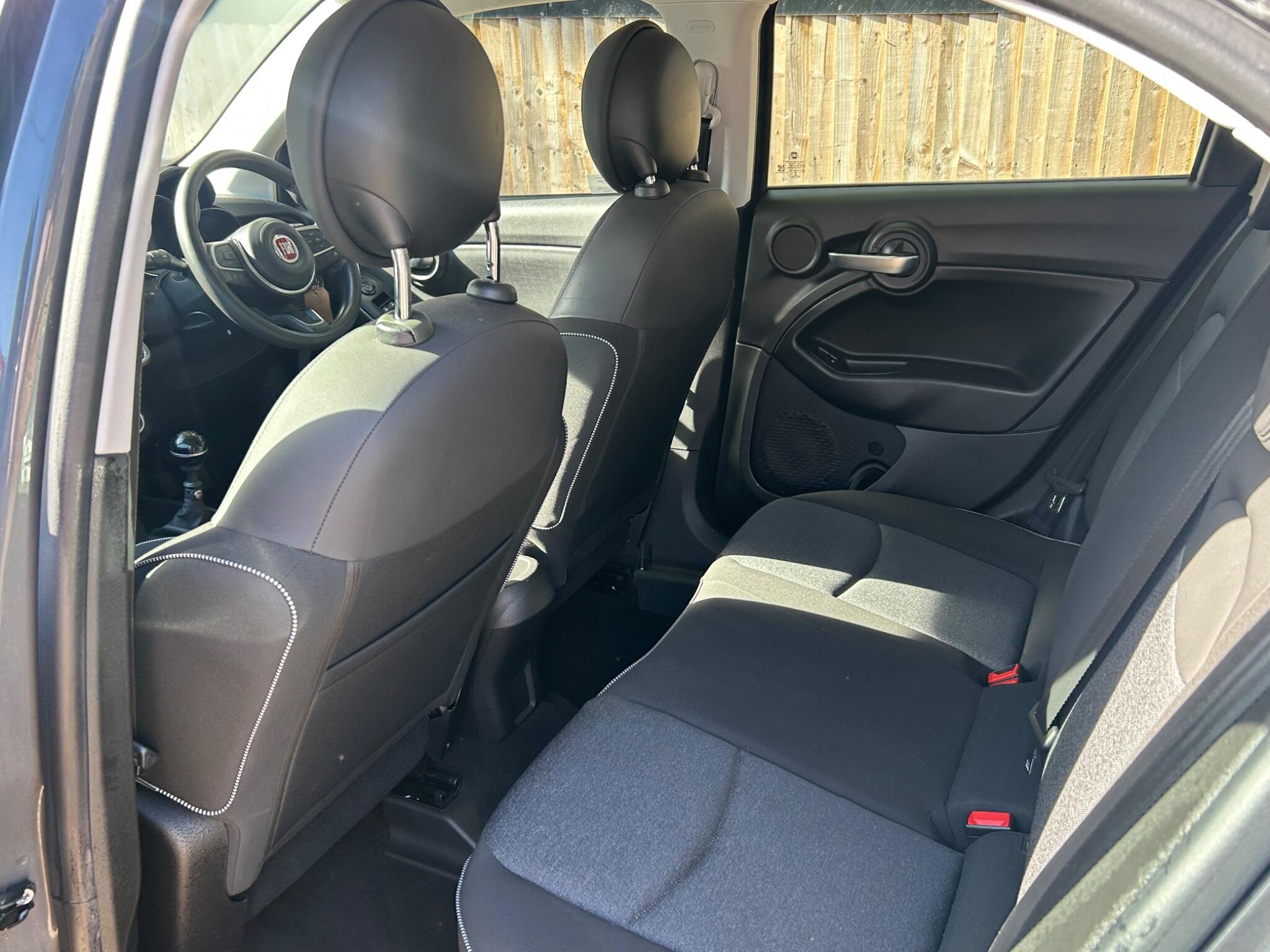 Fiat 500x view 30