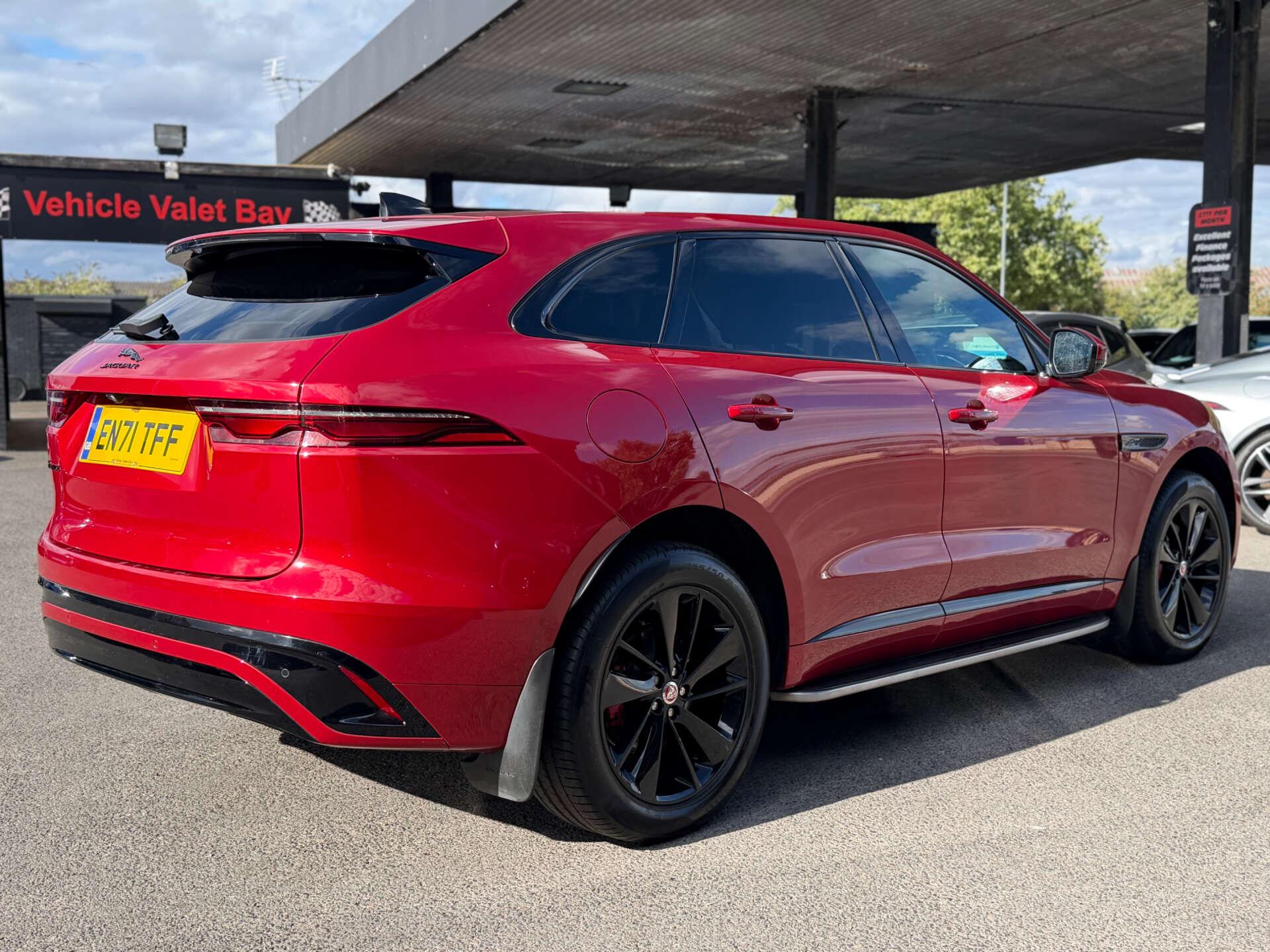 Jaguar F-Pace view 2