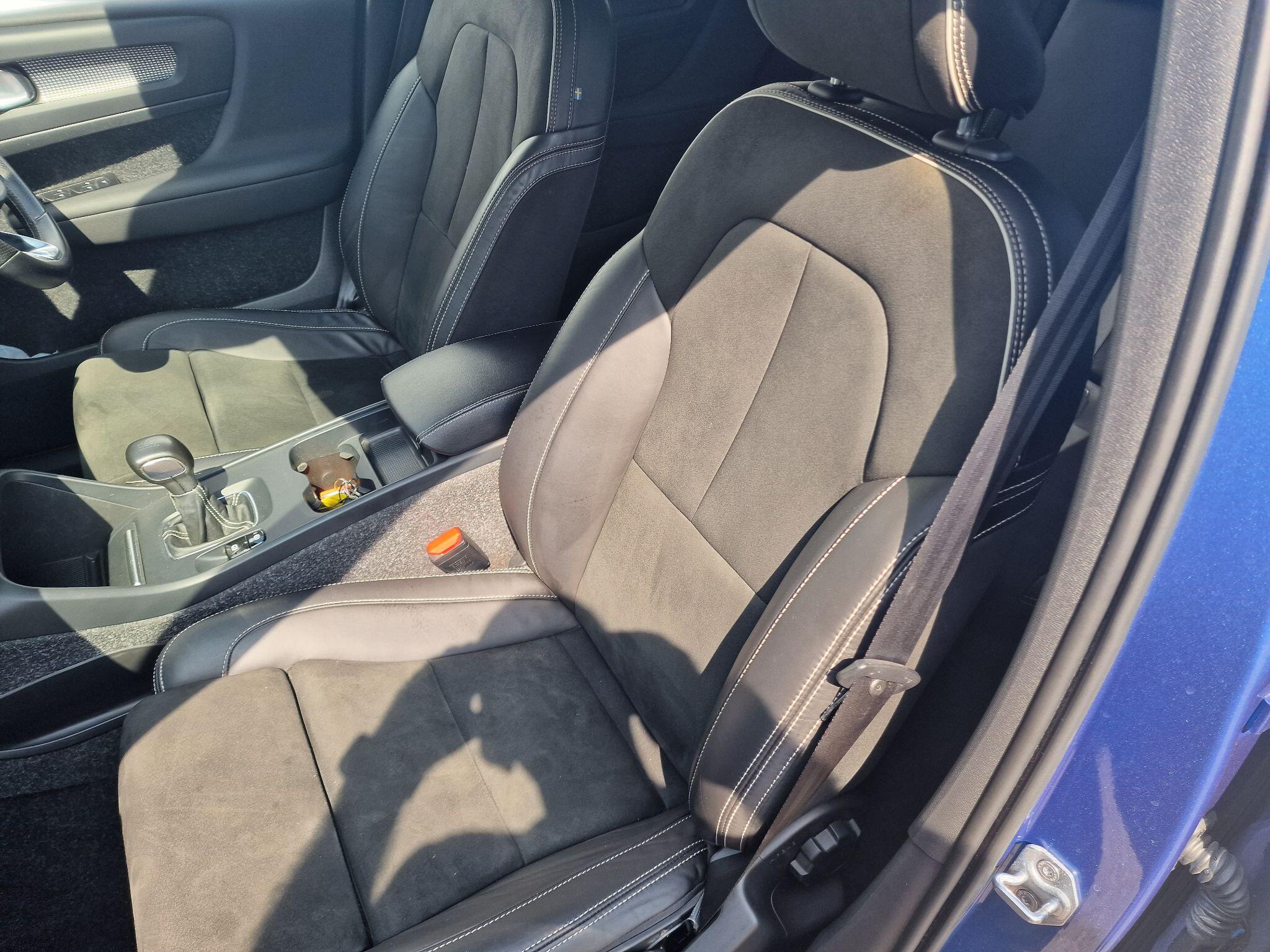 Volvo XC40 view 39