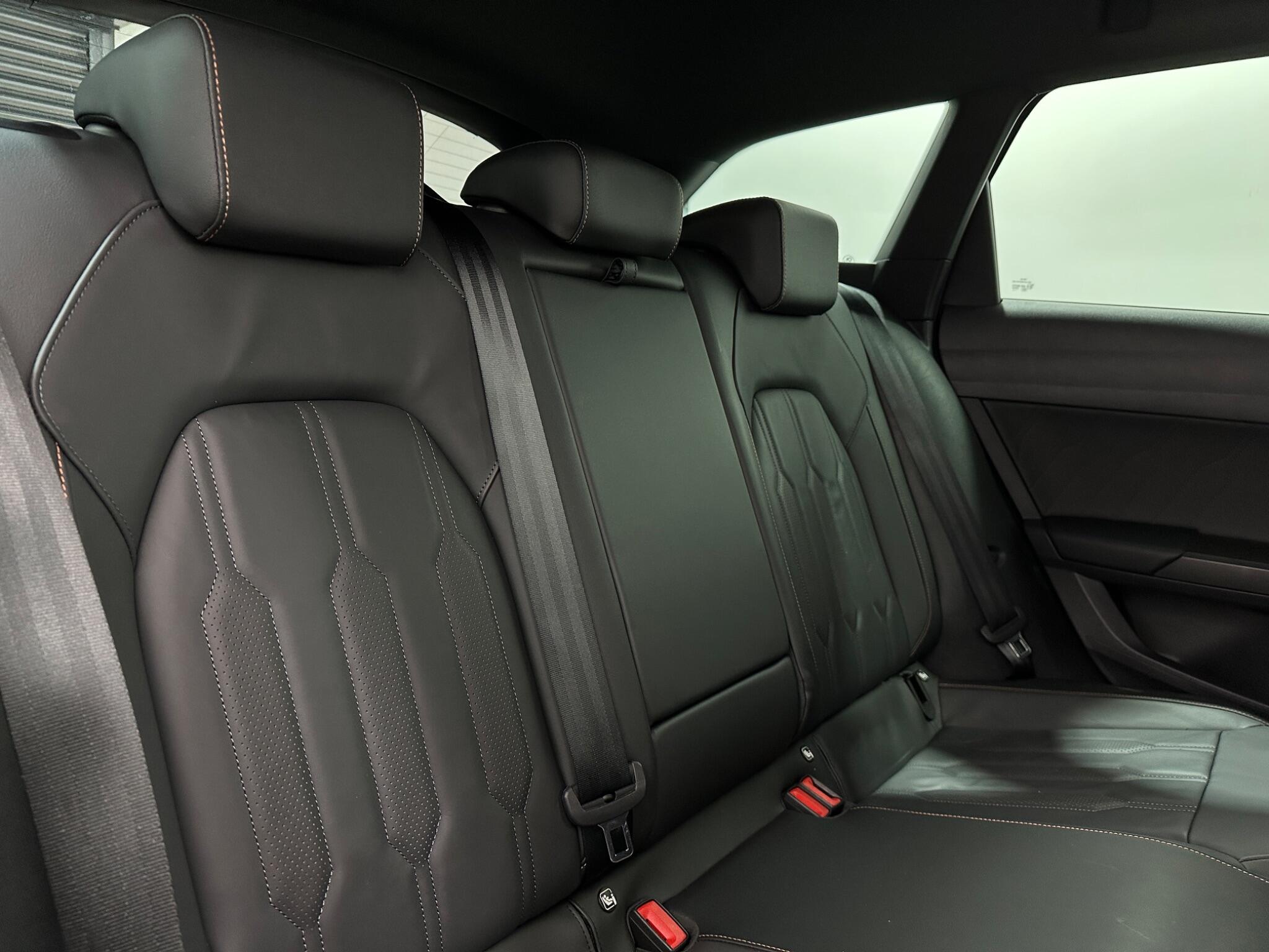 Cupra CUPRA Leon view 42