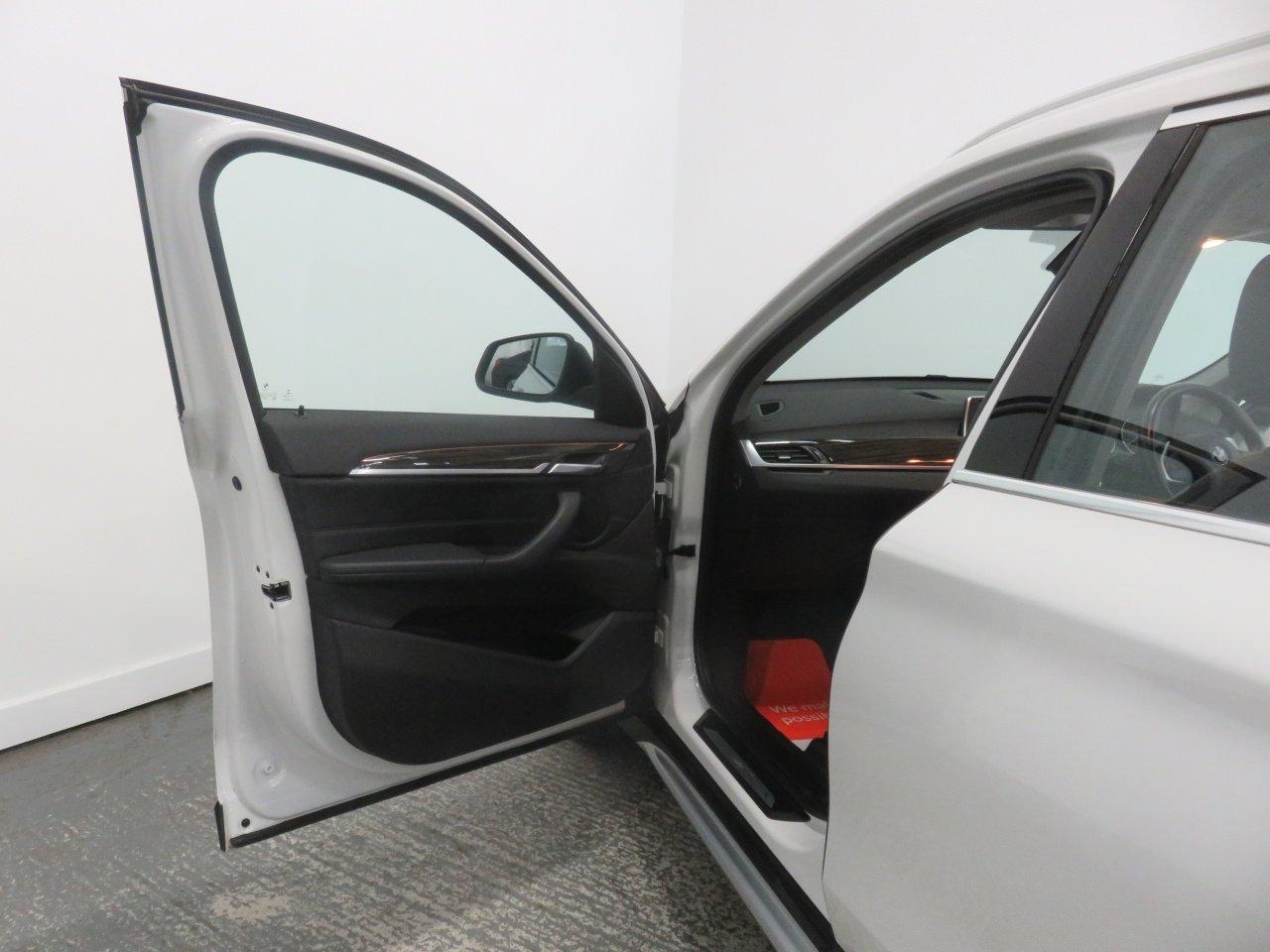 BMW X1 view 27