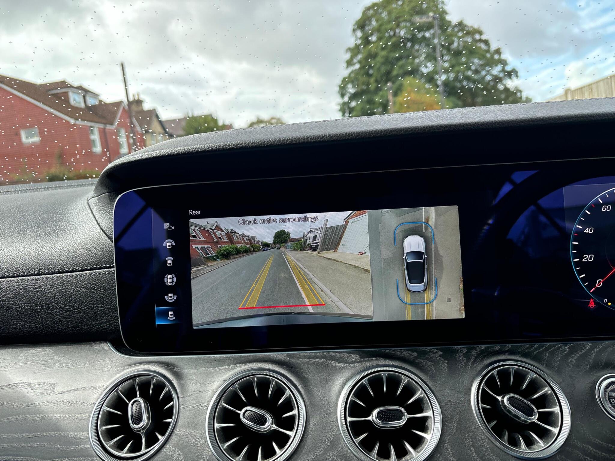 Mercedes-Benz E Class view 13
