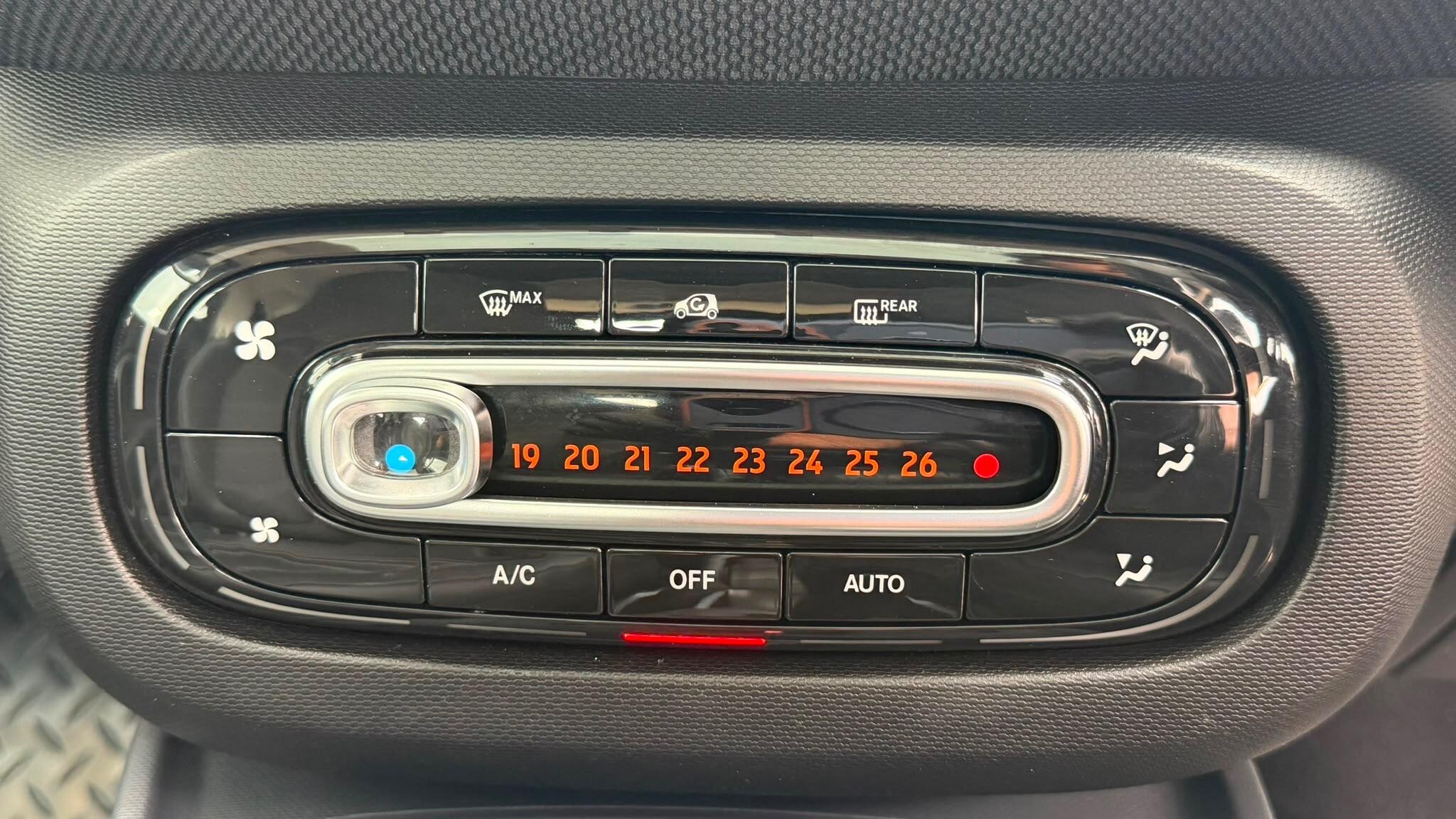 Smart Fortwo view 16