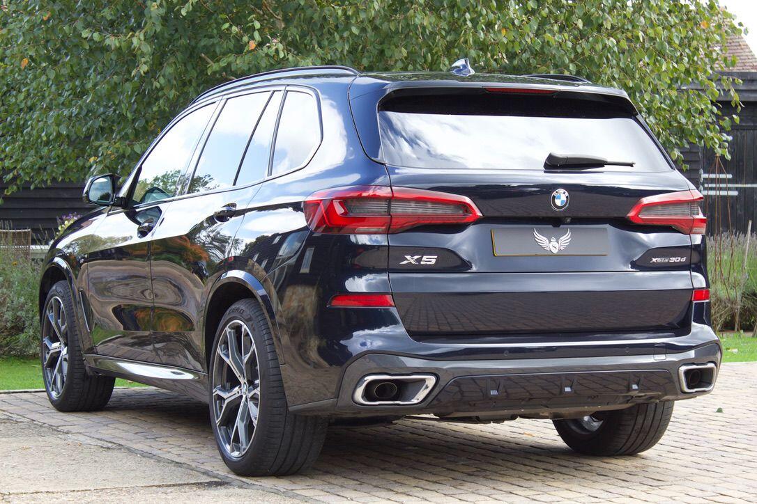 BMW X5 view 14