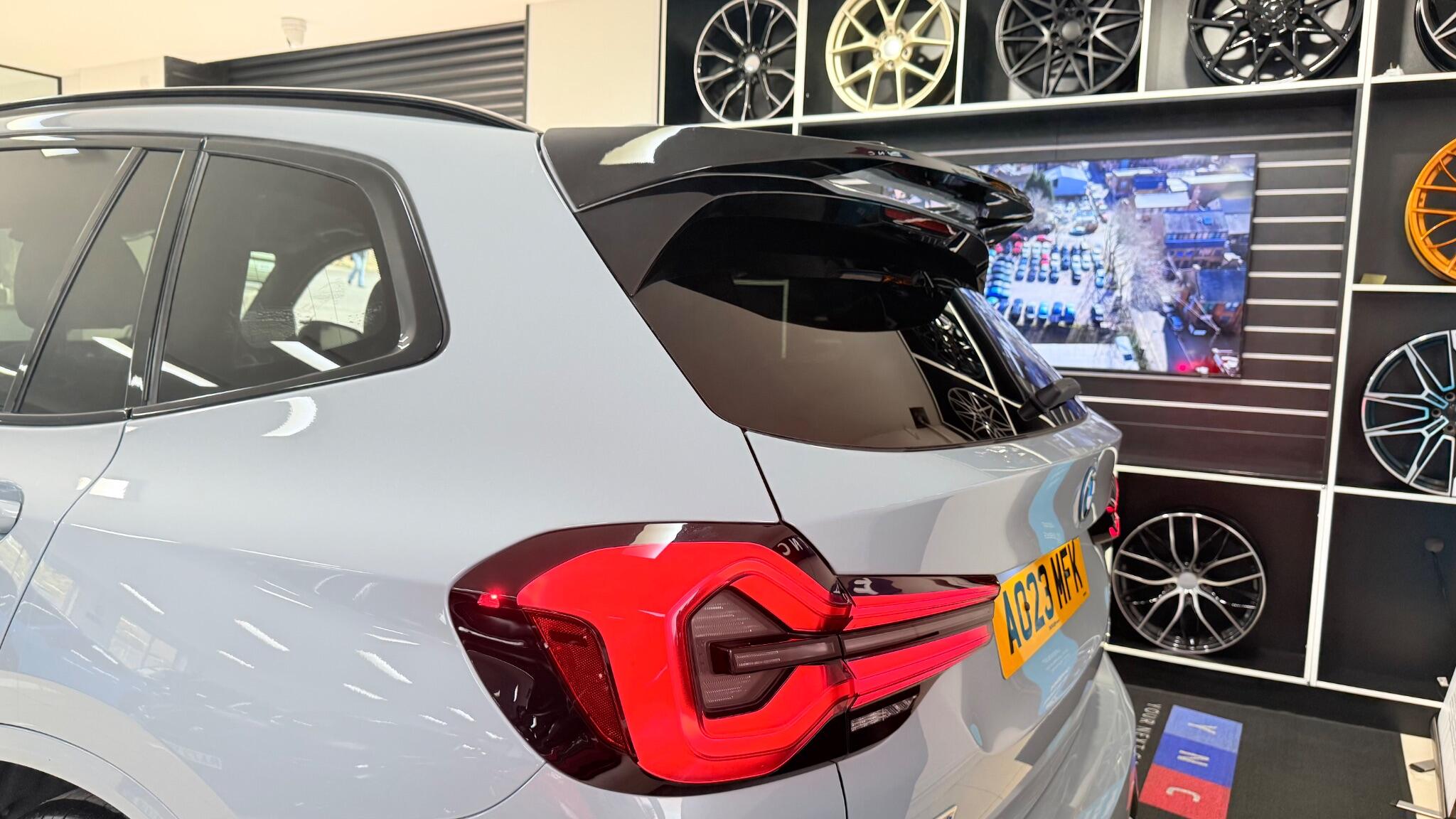 BMW X3 view 12