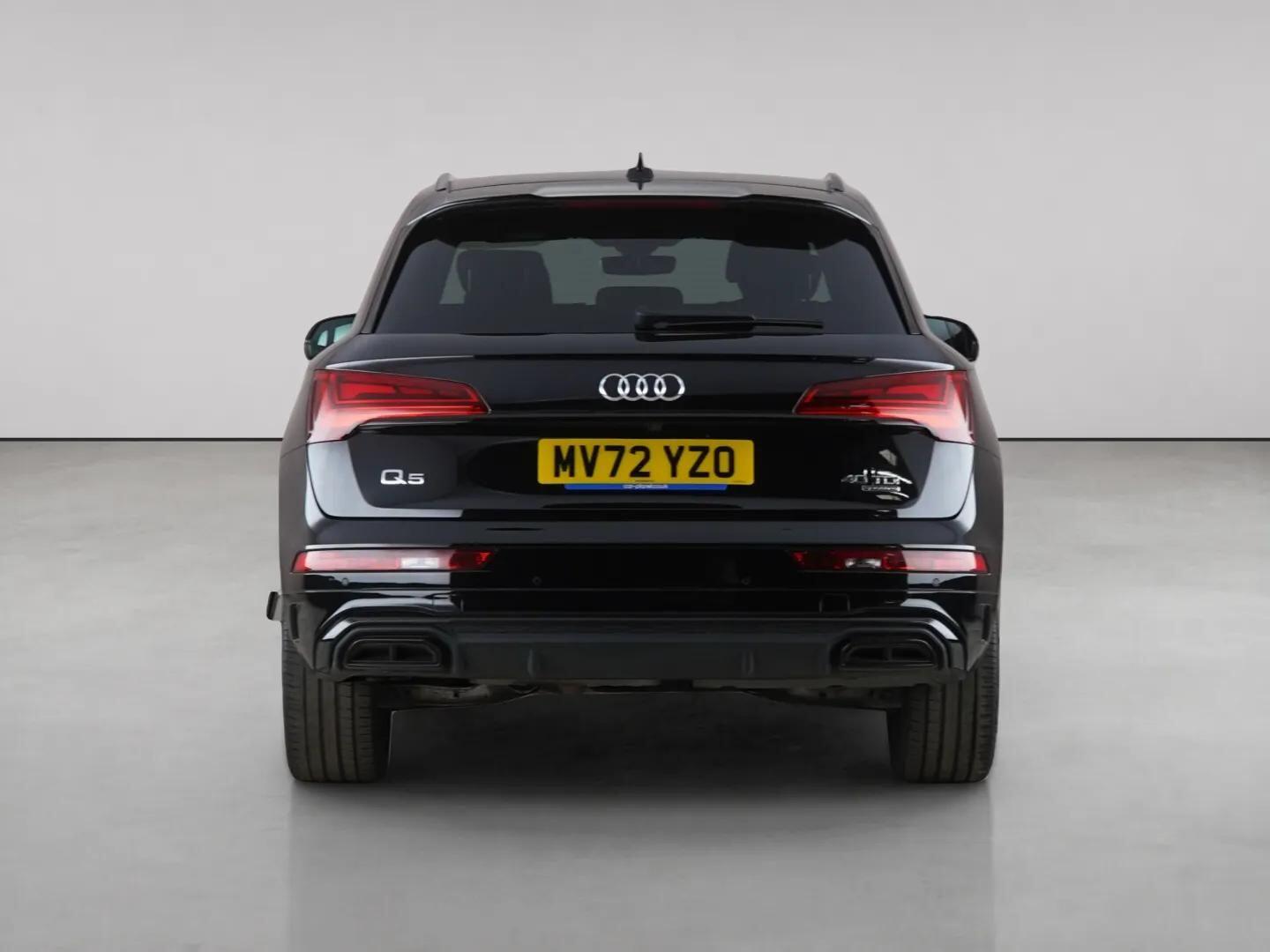 Audi Q5 view 7