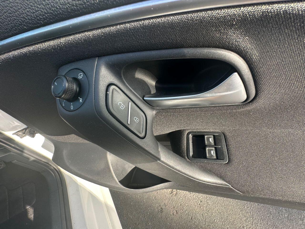 Volkswagen Polo view 40