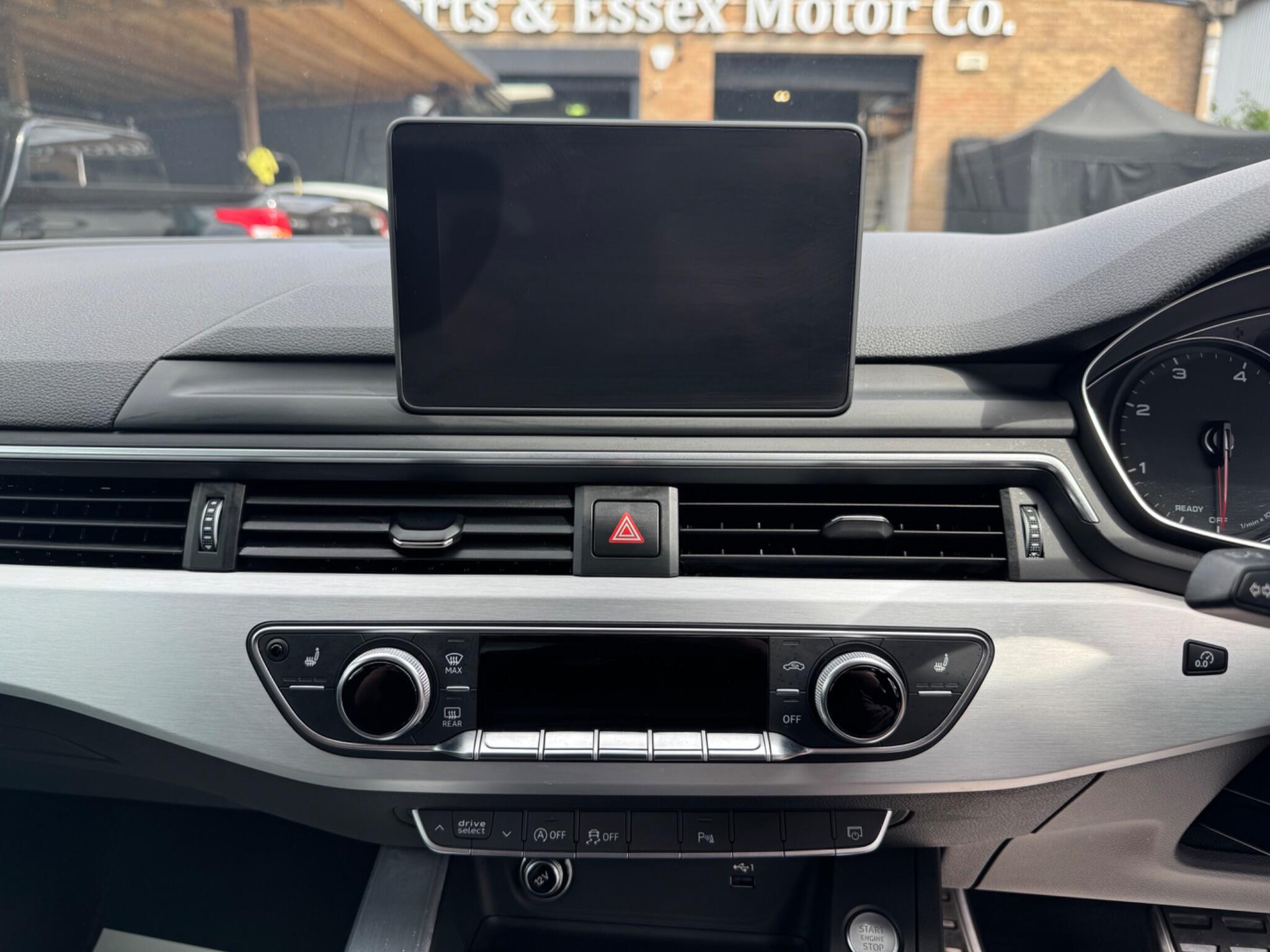 Audi A5 view 24