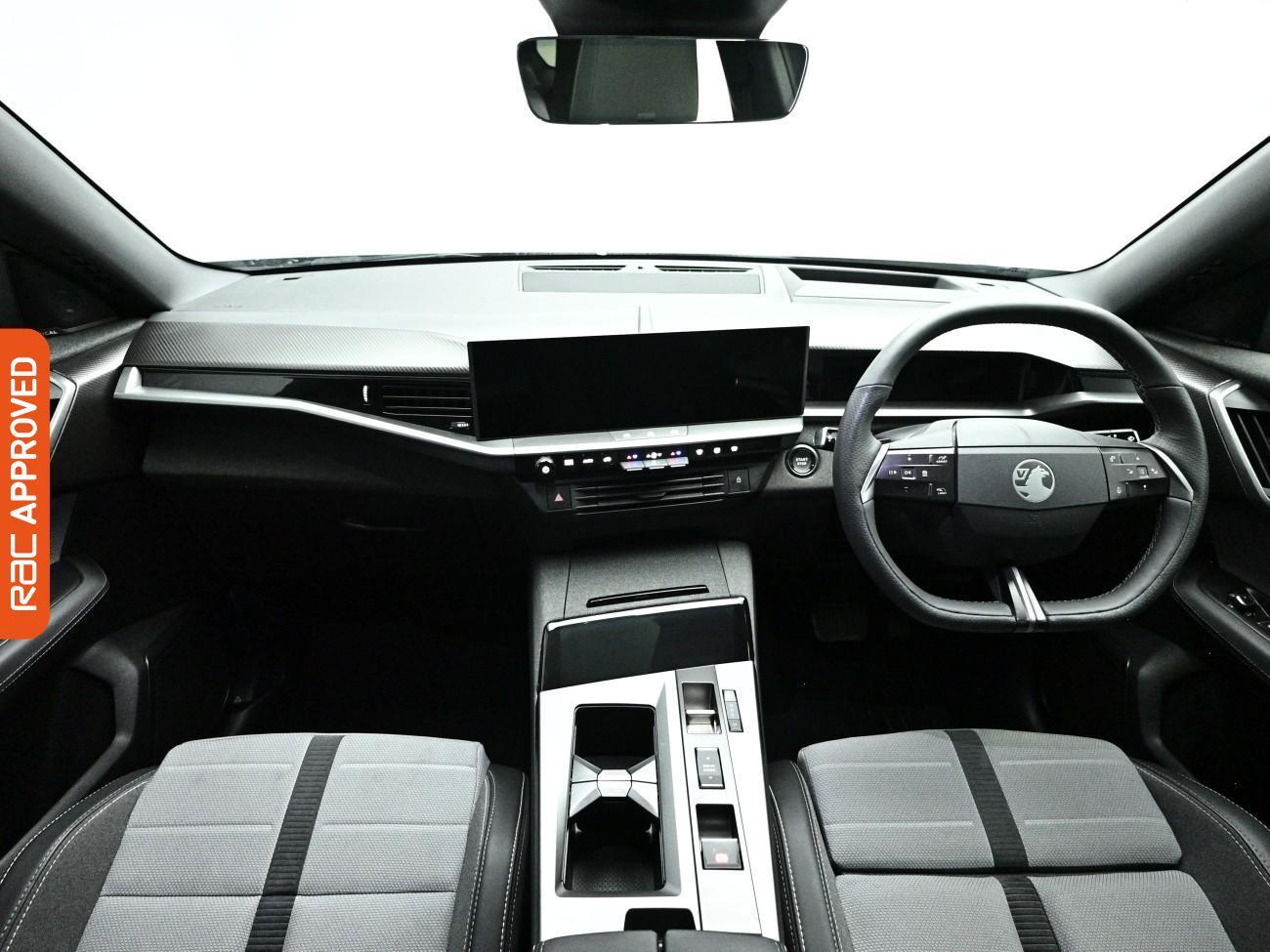 Vauxhall Grandland view 2