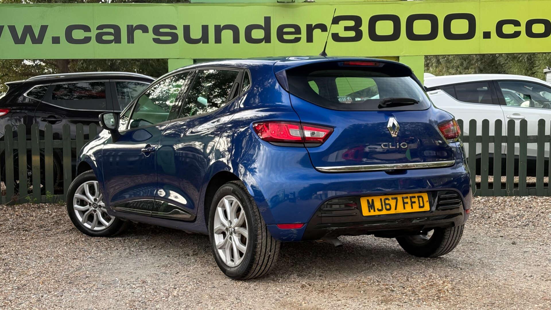Renault Clio view 10