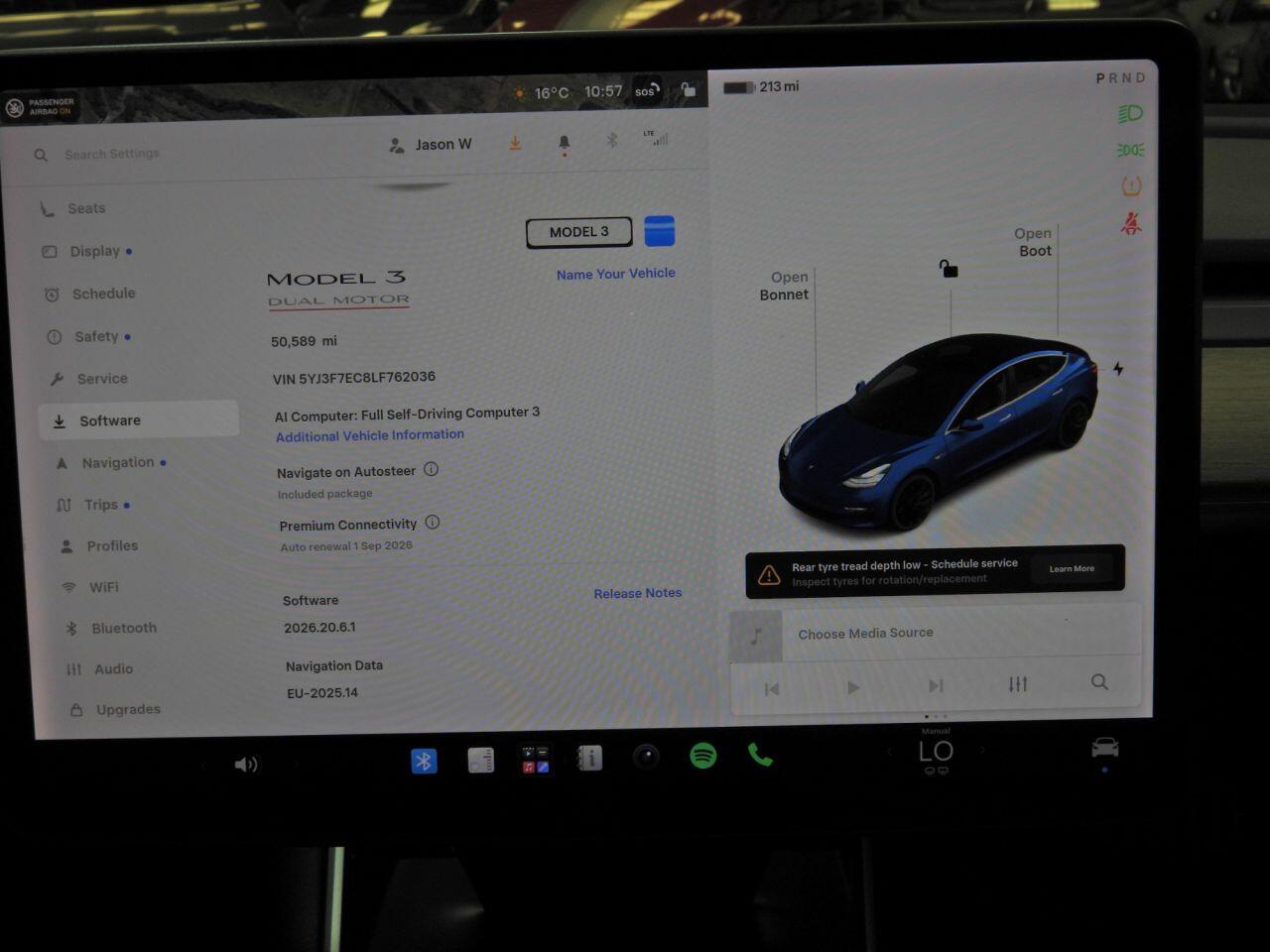 Tesla Model 3 view 25