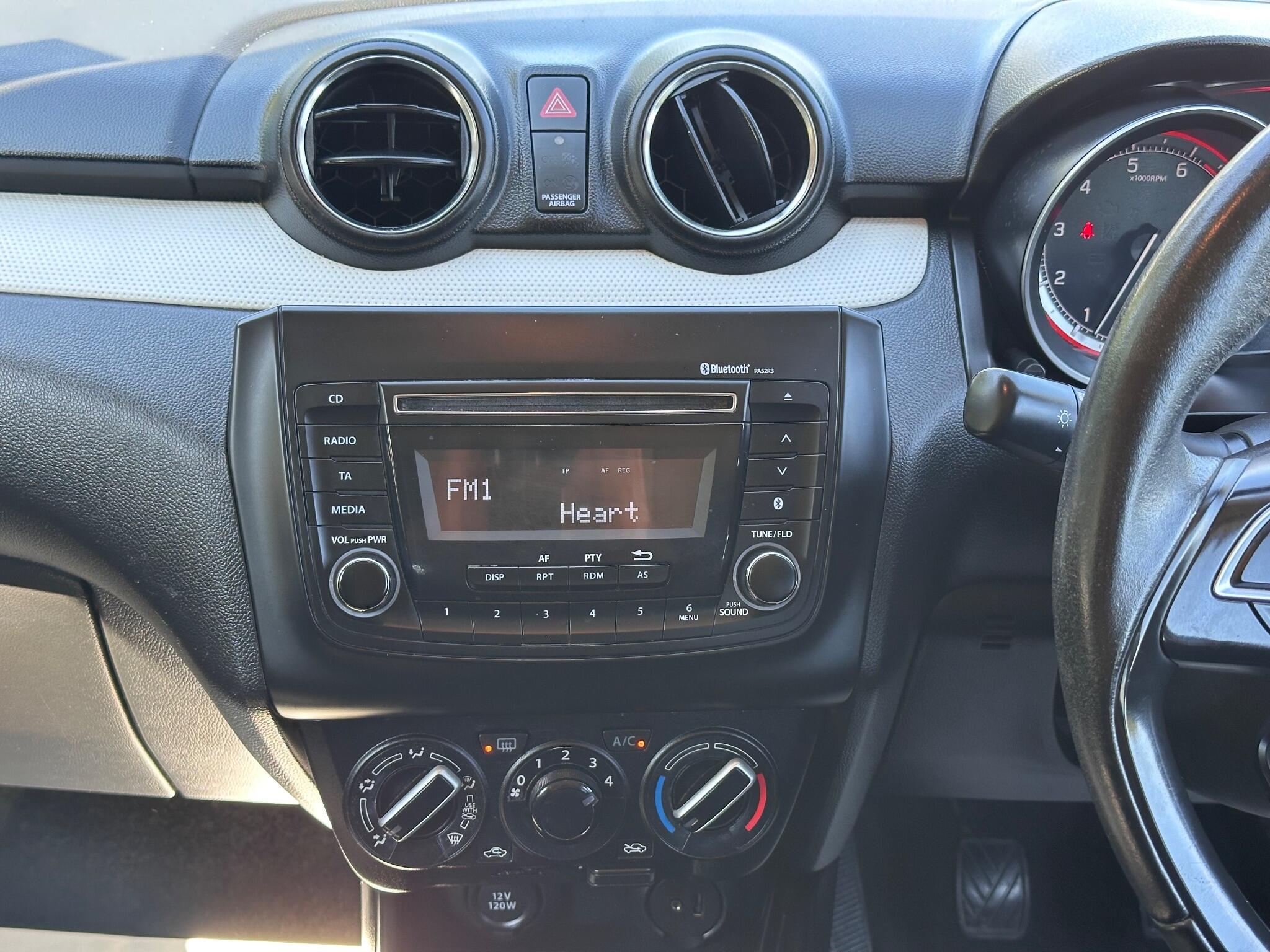 Suzuki Swift view 37