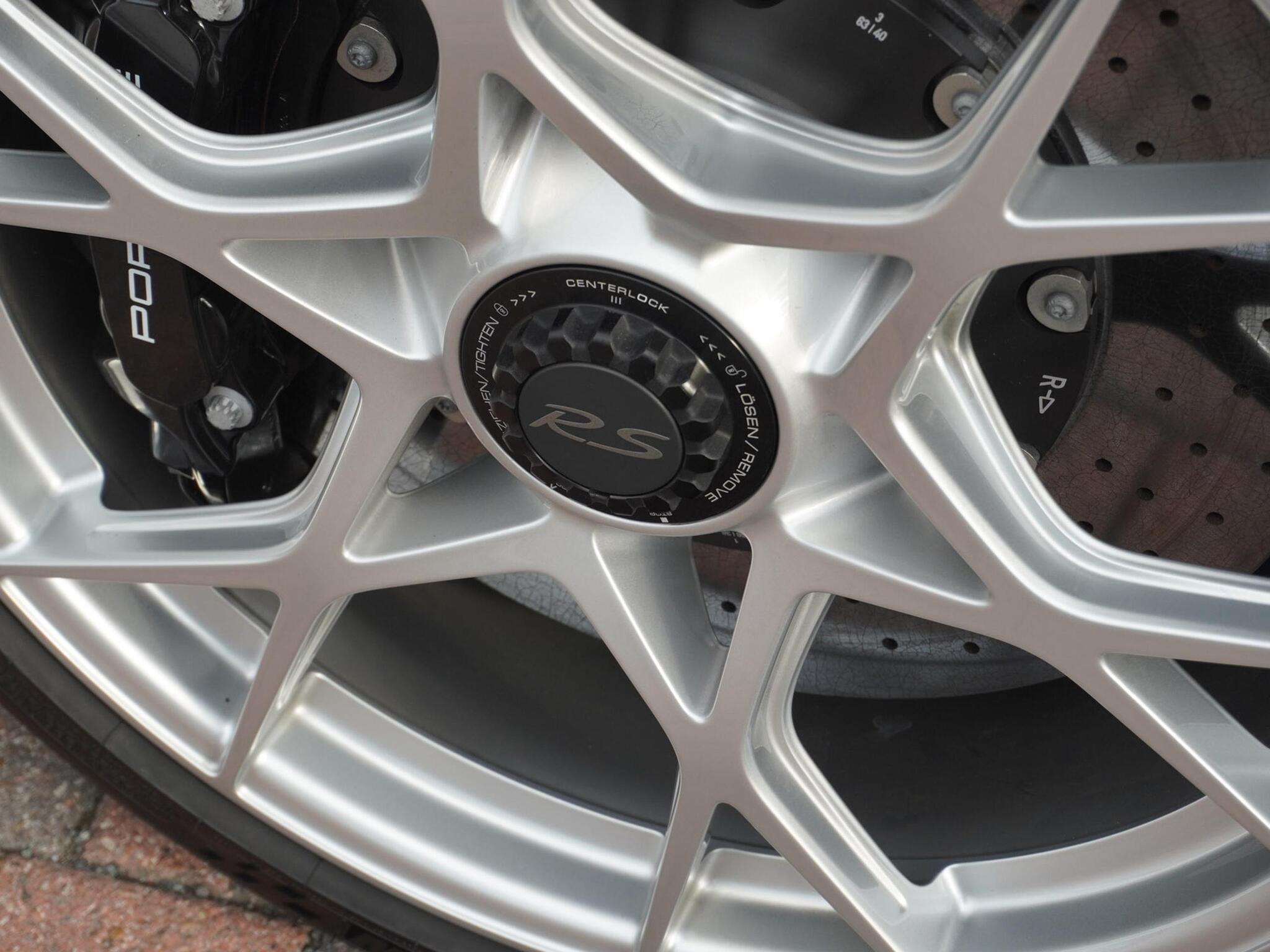 Porsche Cayman view 34