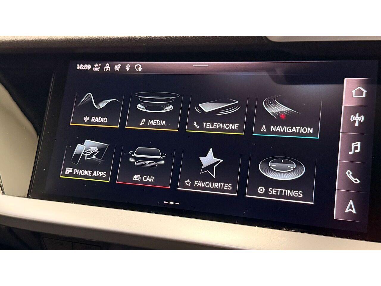 Audi S3 view 24