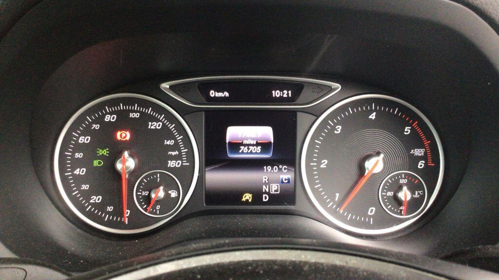 Mercedes-Benz B-Class view 21