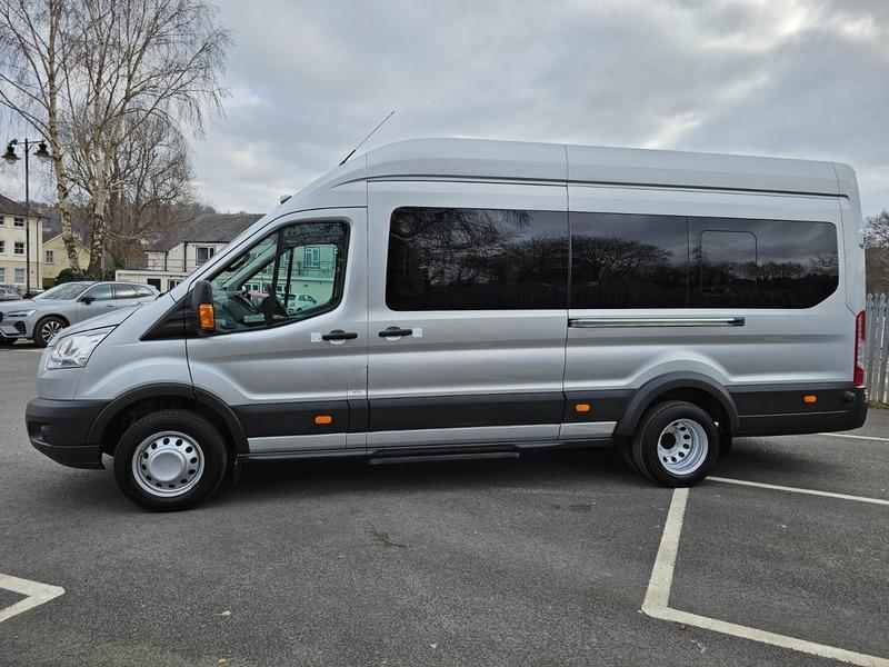 2018 Ford Transit 2.2 TDCi 460 HDT Trend Minibus 5dr Diesel Manual L4 H3 (18 seats) (196 g/km, 123 bhp) • 16,832 miles image 5