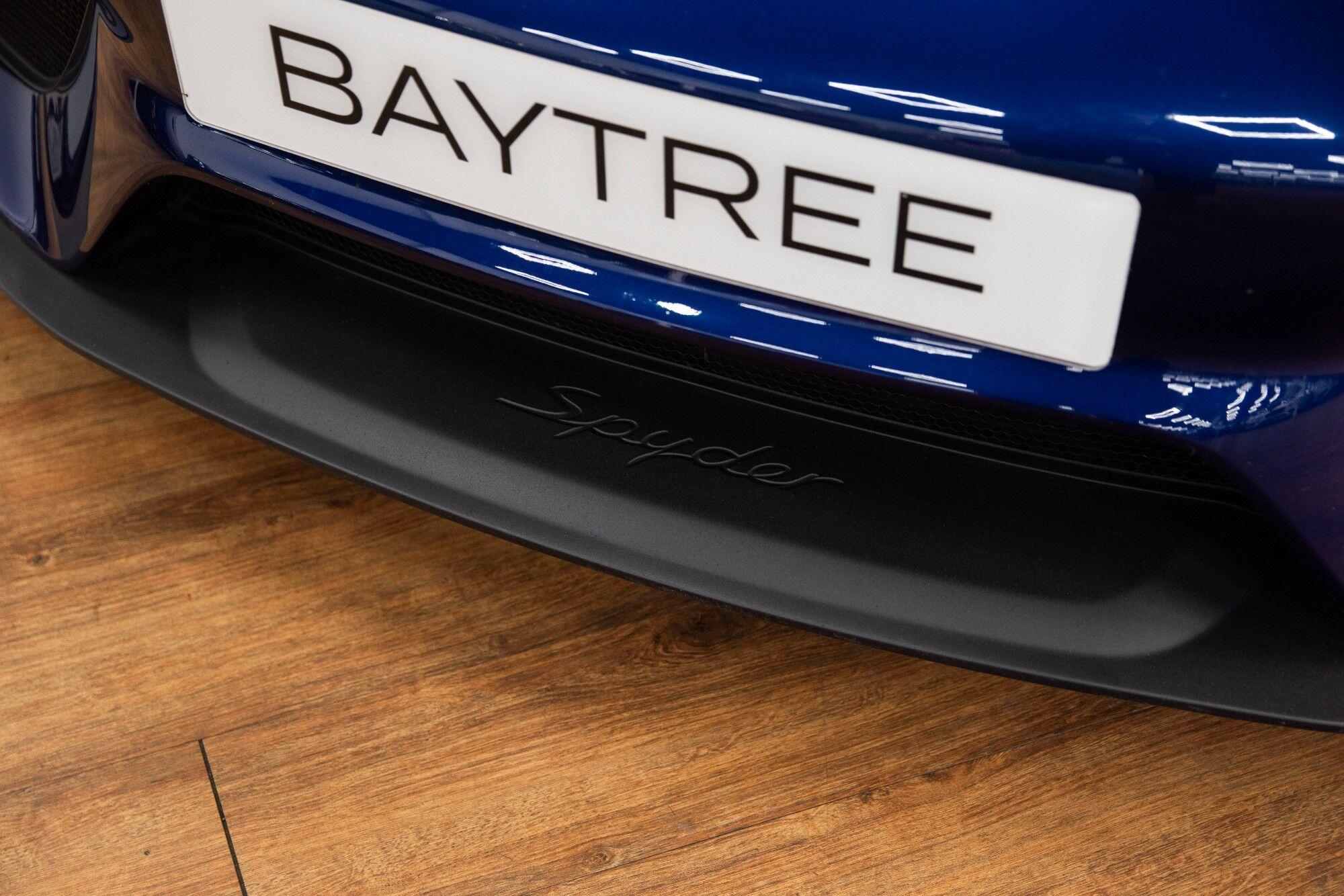 Porsche 718 Spyder view 14