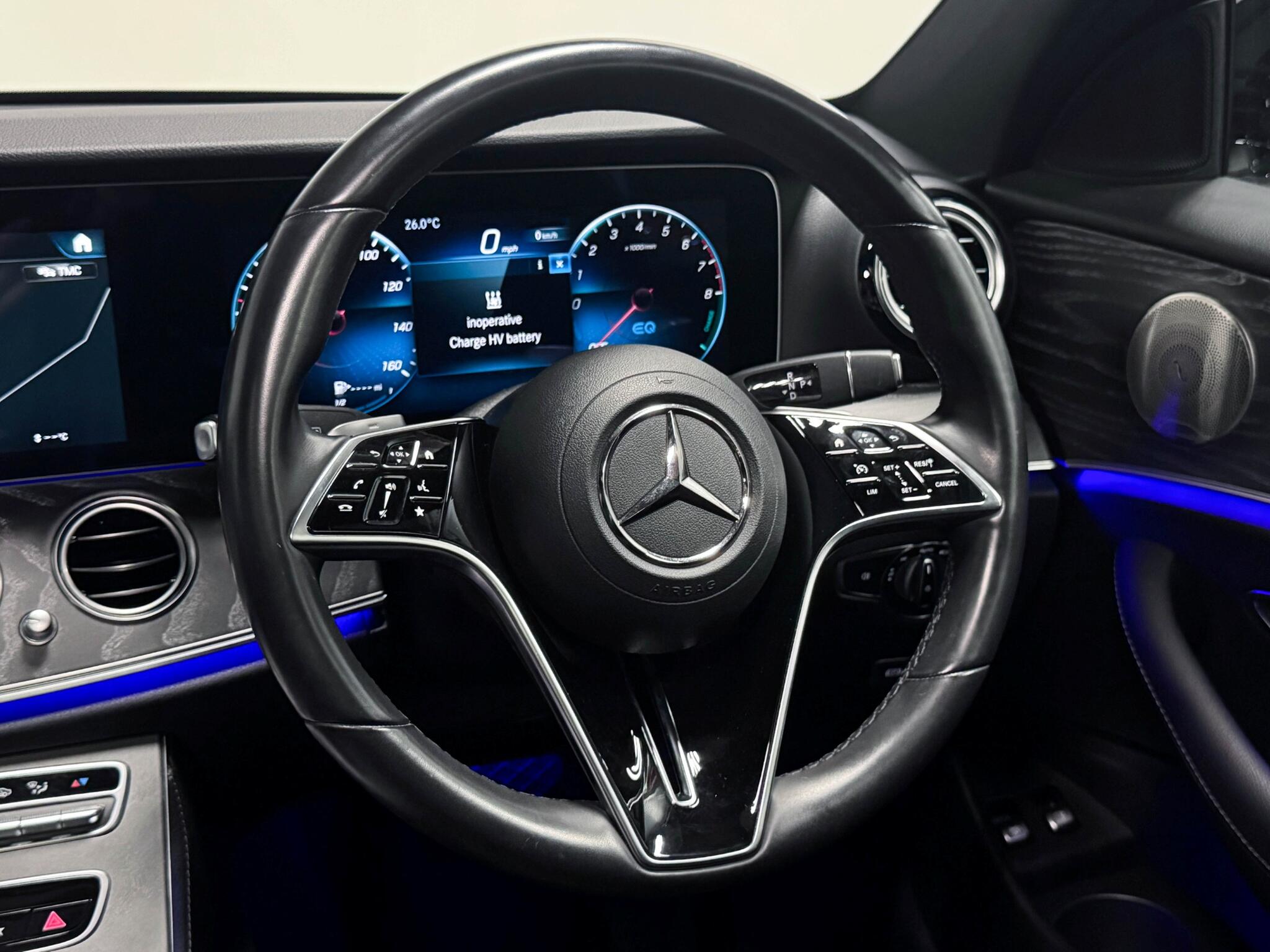 Mercedes-Benz E-Class view 33