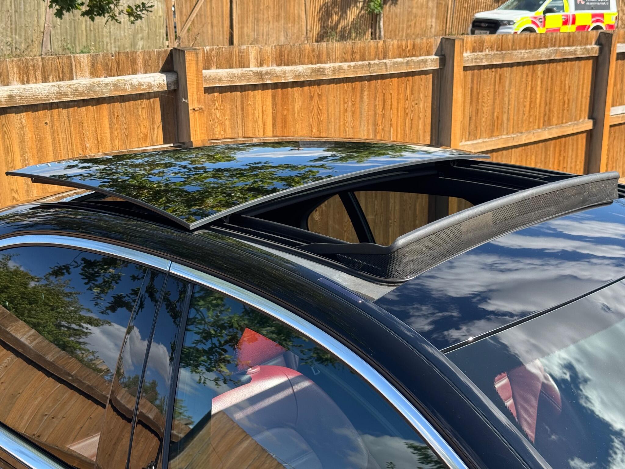 Mercedes-Benz C-Class view 48