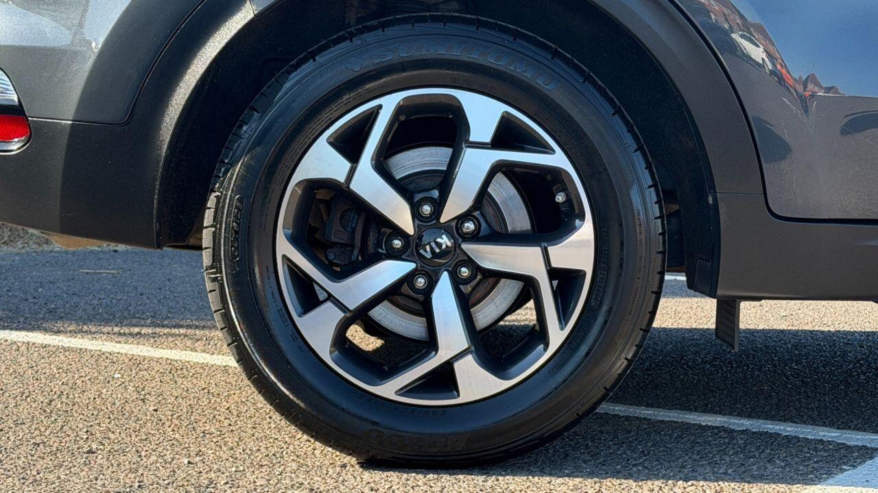 Kia Sportage view 34