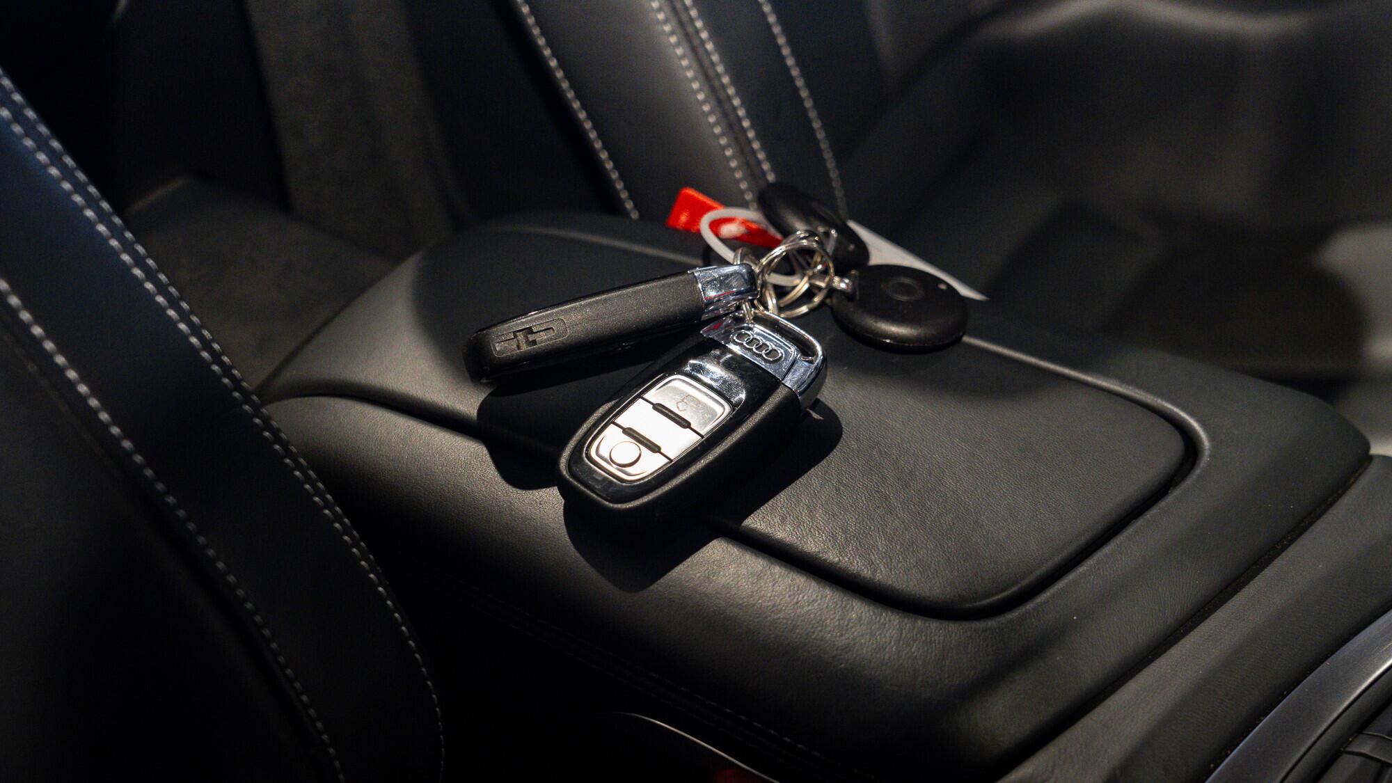 Audi R8 view 52