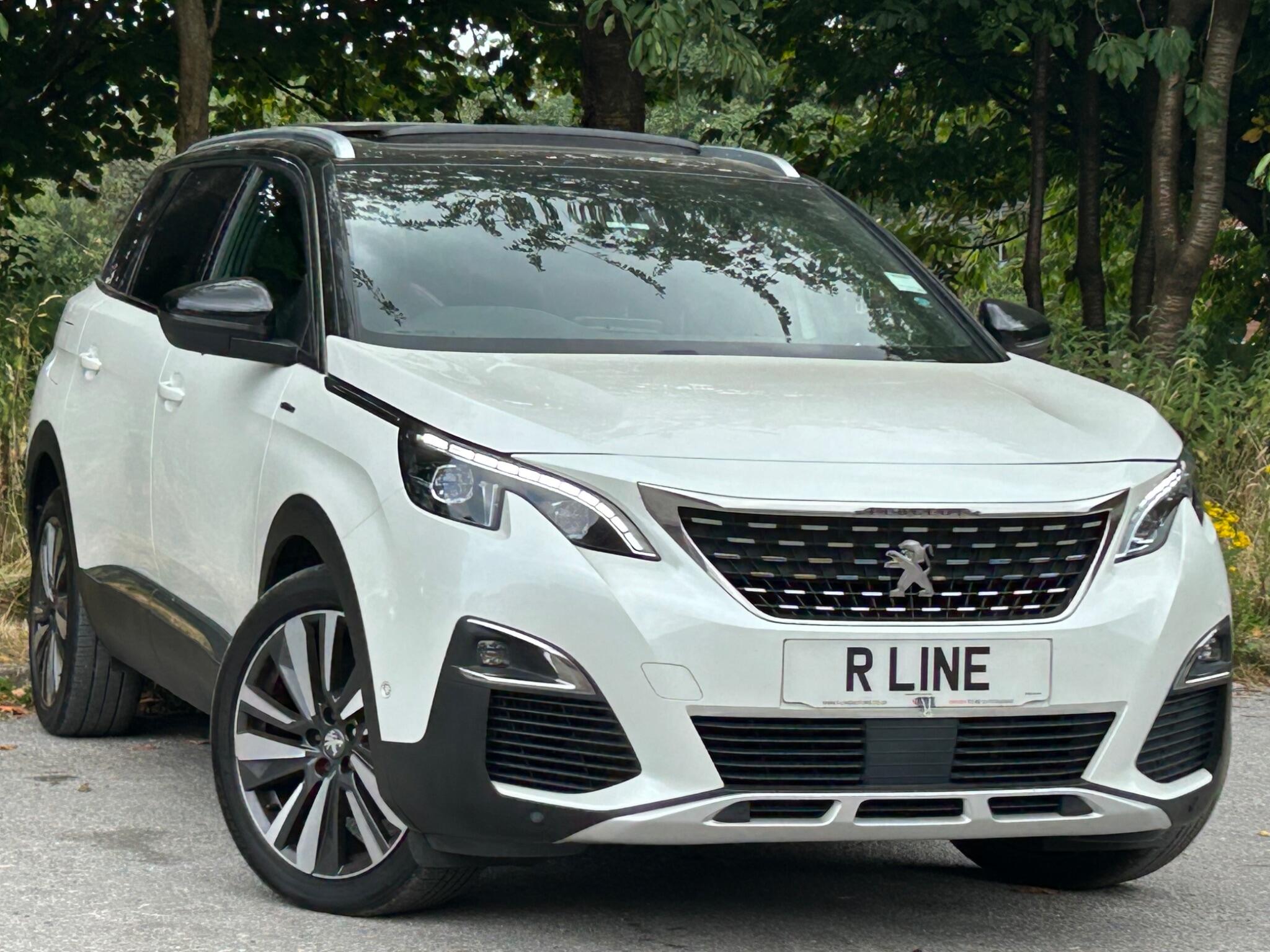 2019 Peugeot 5008 in White for sale