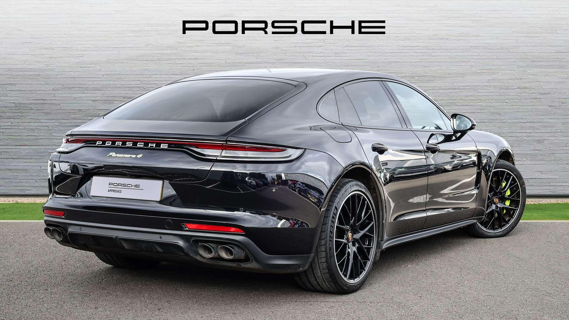 Porsche Panamera view 3