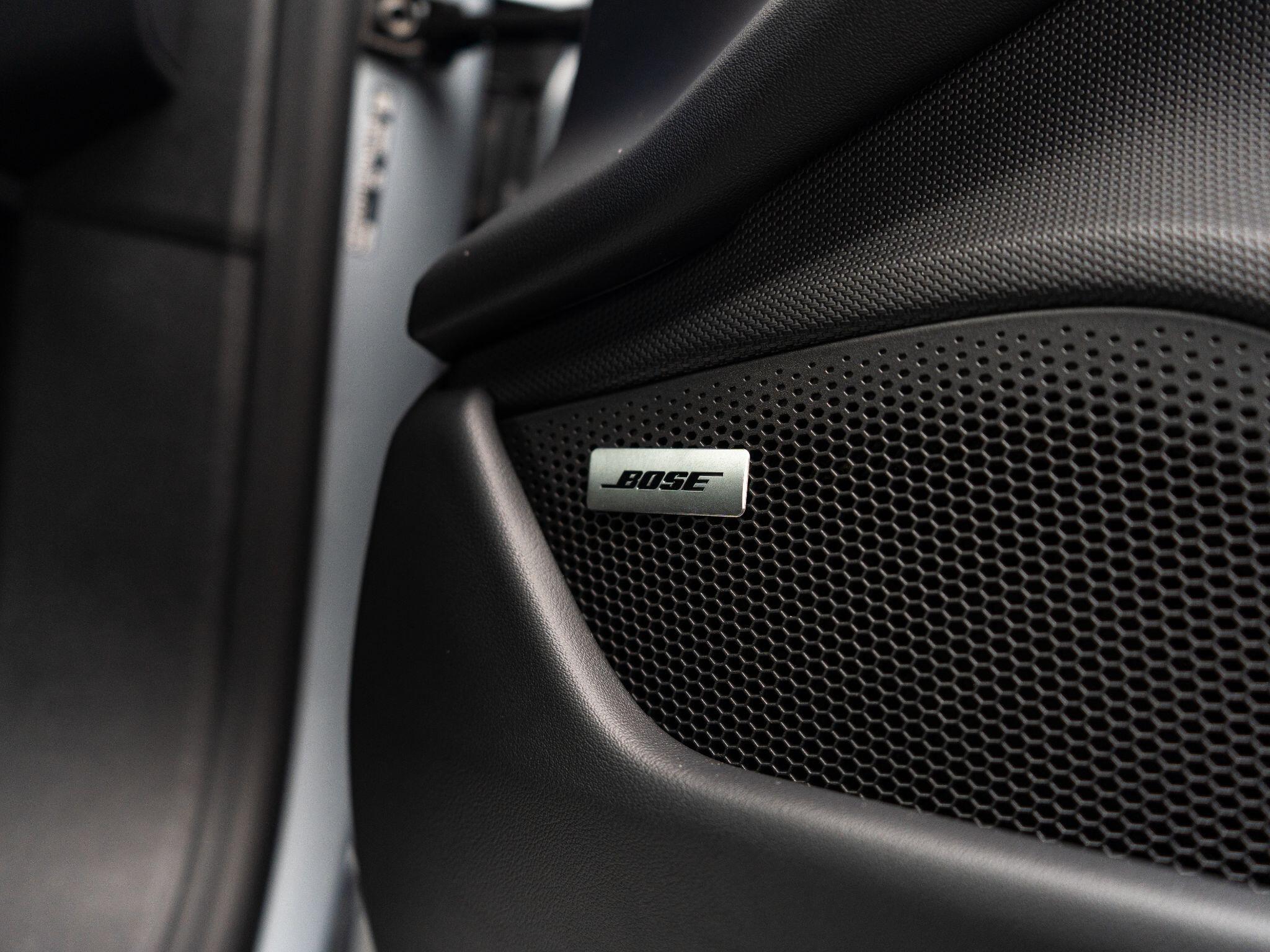 Porsche Taycan view 37