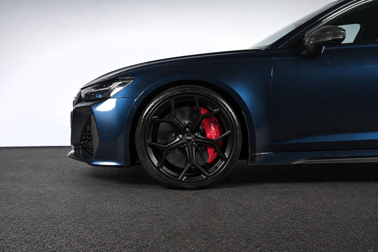 Audi RS6 view 6