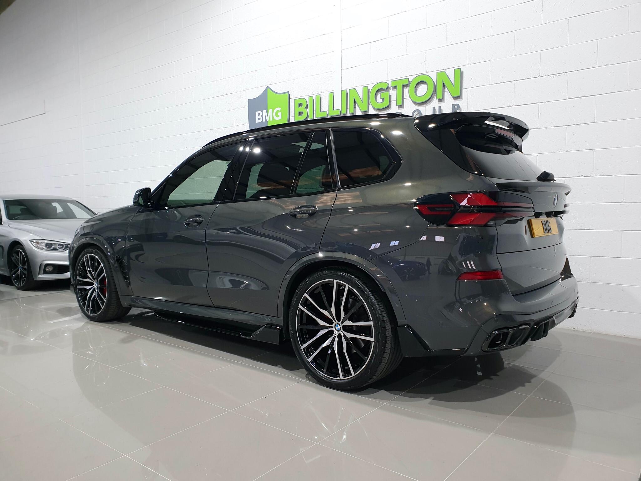 BMW X5 view 34