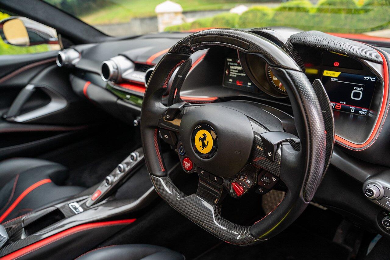 Ferrari 812 view 61