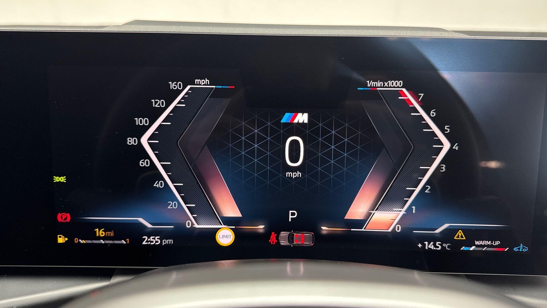 BMW 3 Series view 9