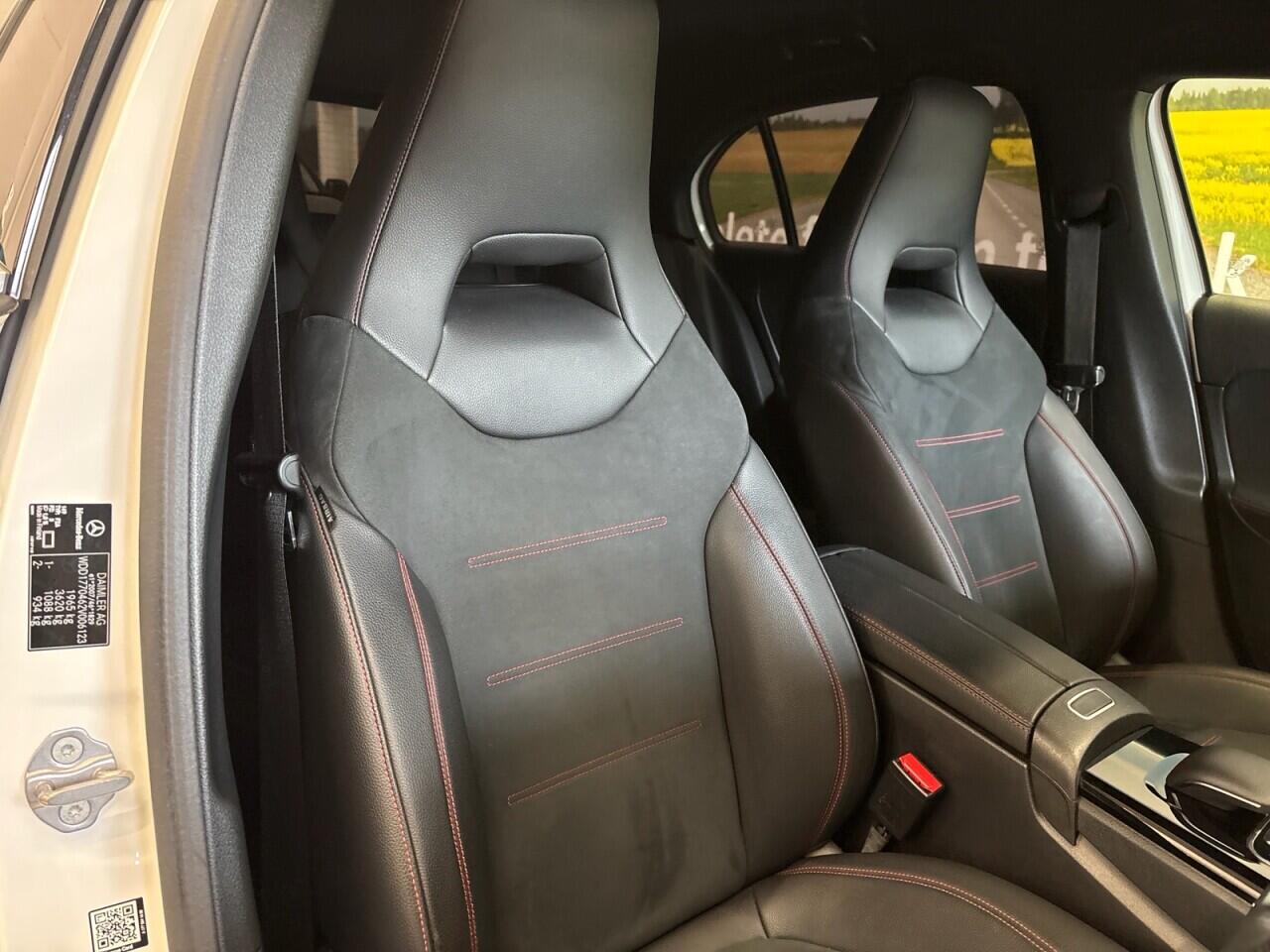 Mercedes-Benz A-Class view 15