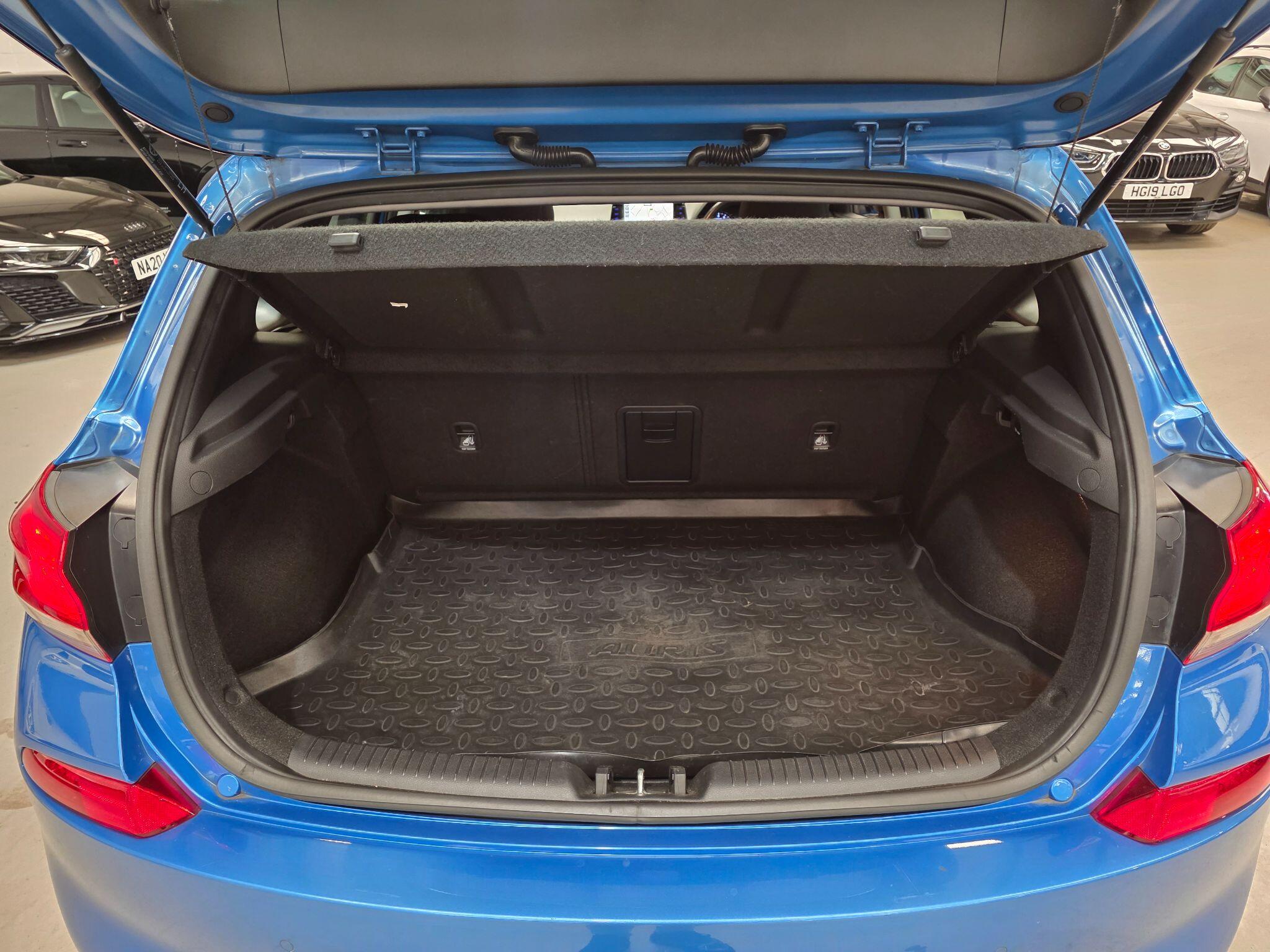Hyundai i30 view 27