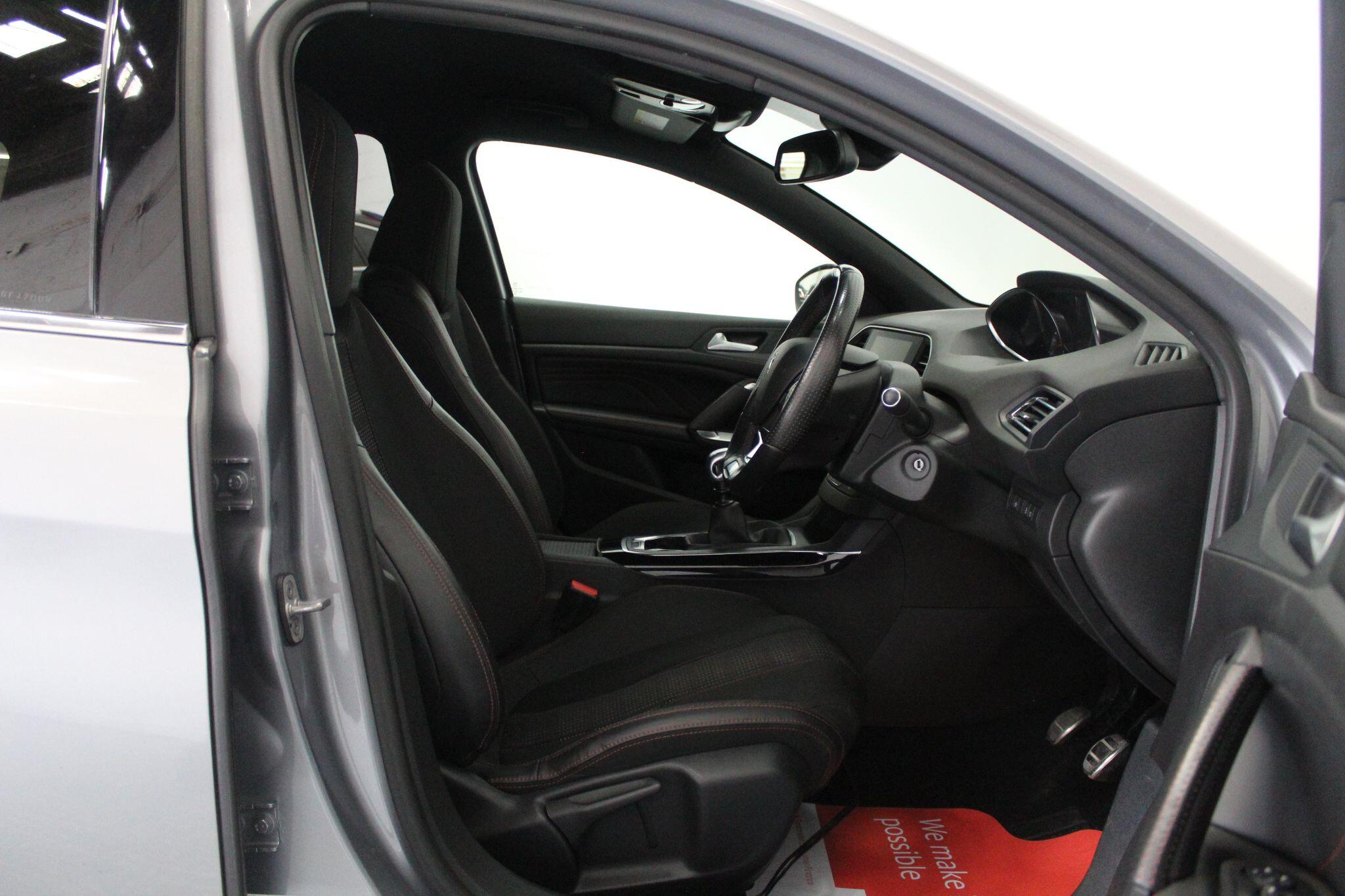 Peugeot 308 view 30