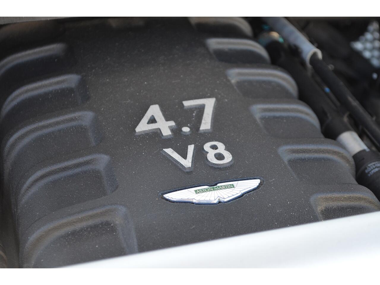 Aston Martin Vantage view 33