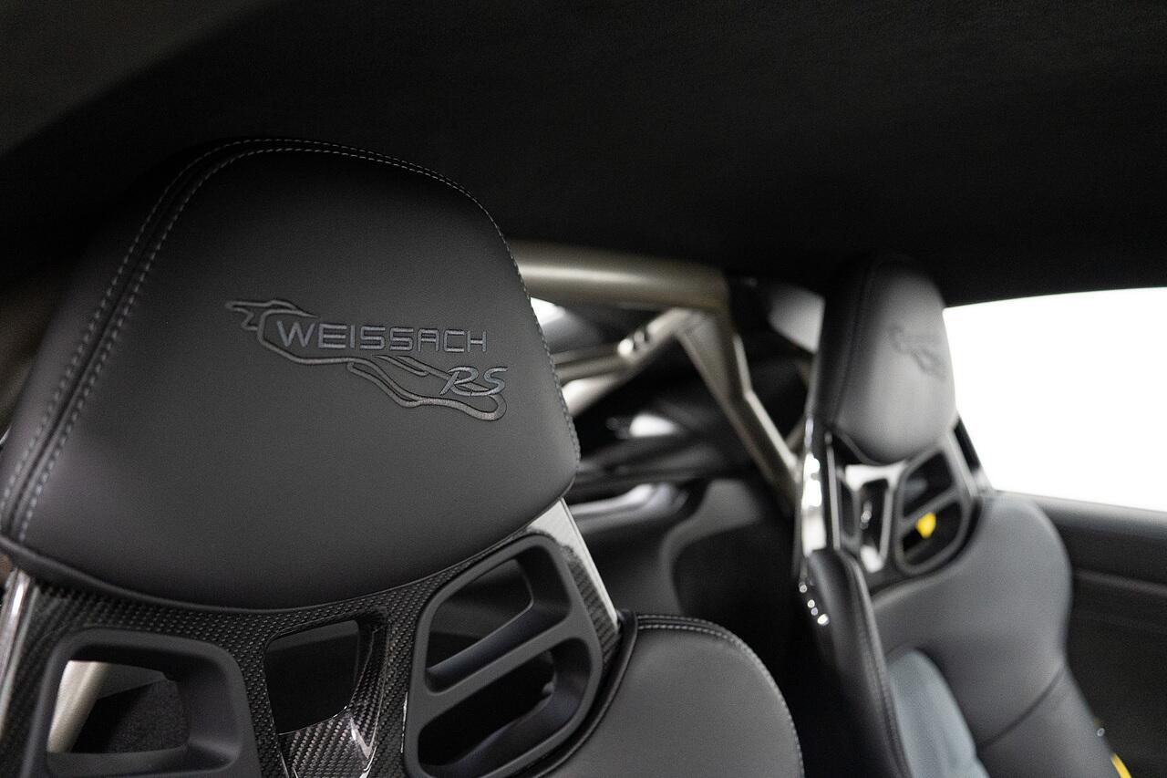 Porsche Cayman view 4