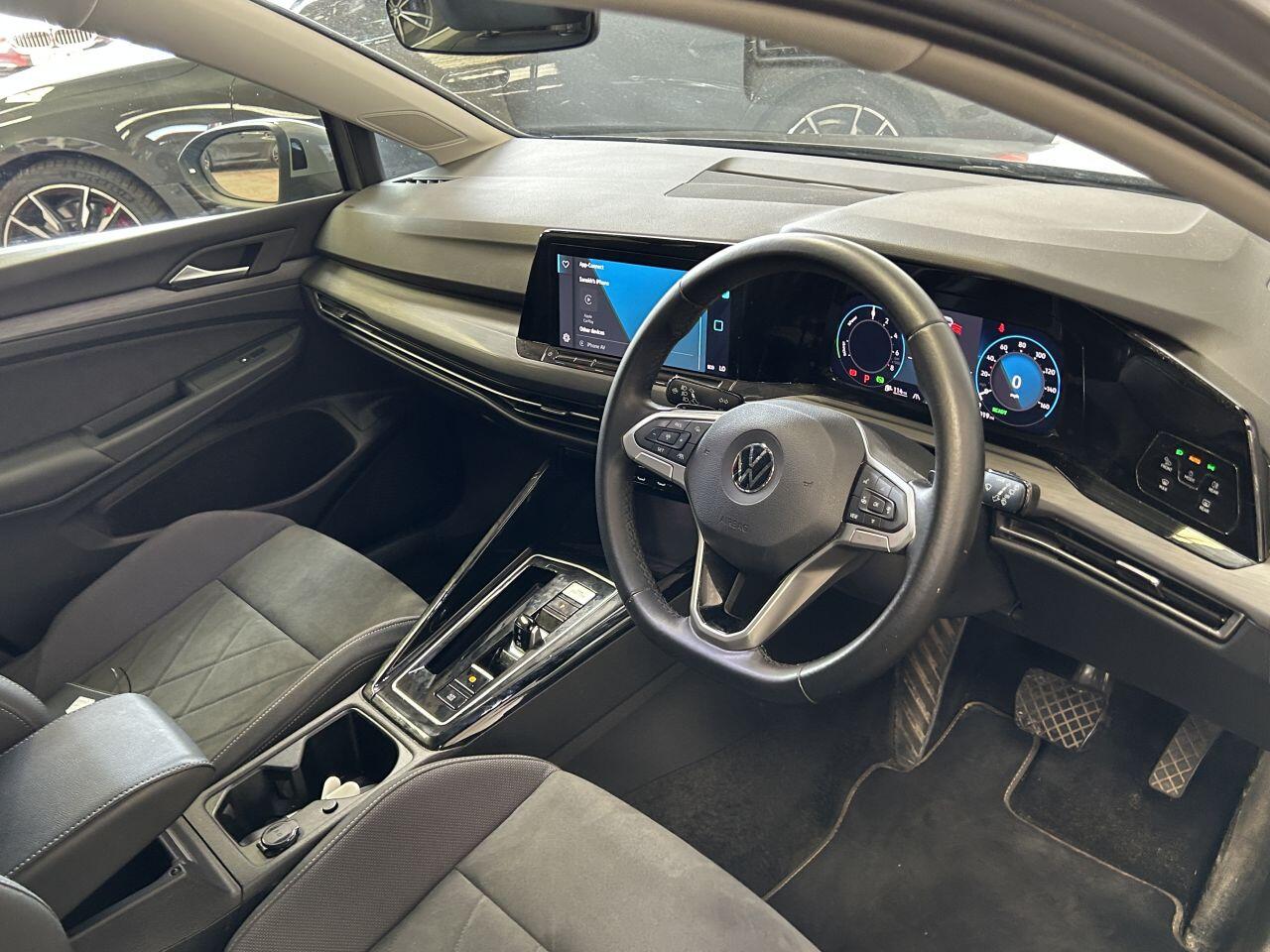 Volkswagen Golf view 35