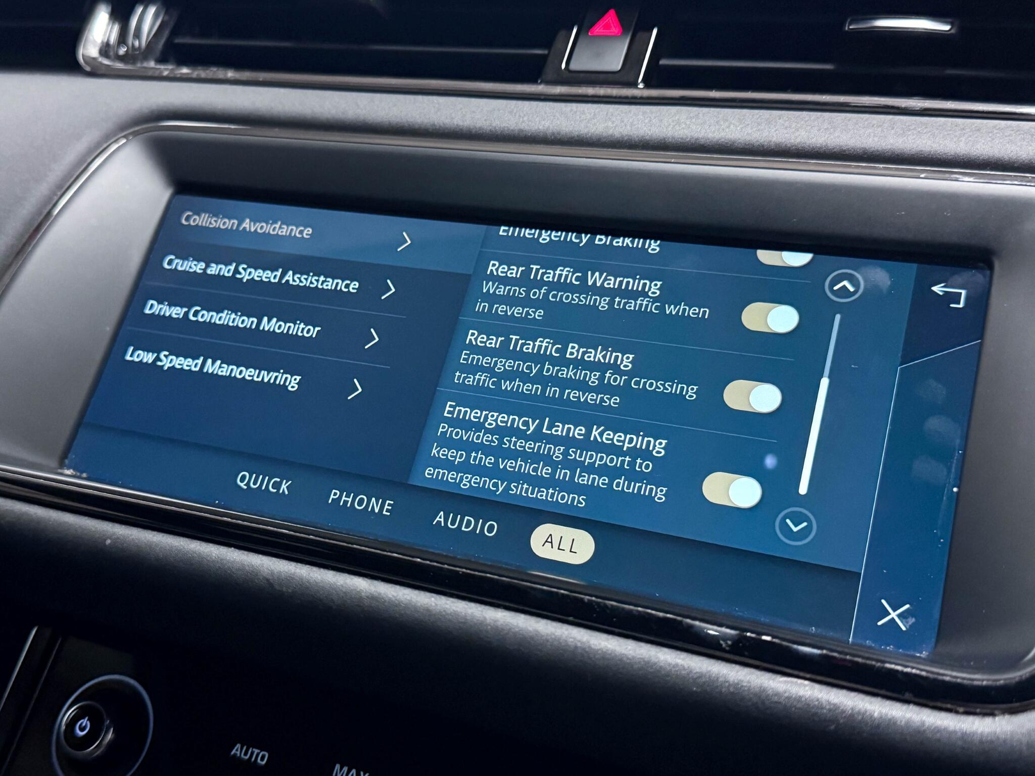 Land Rover Range Rover Evoque view 47