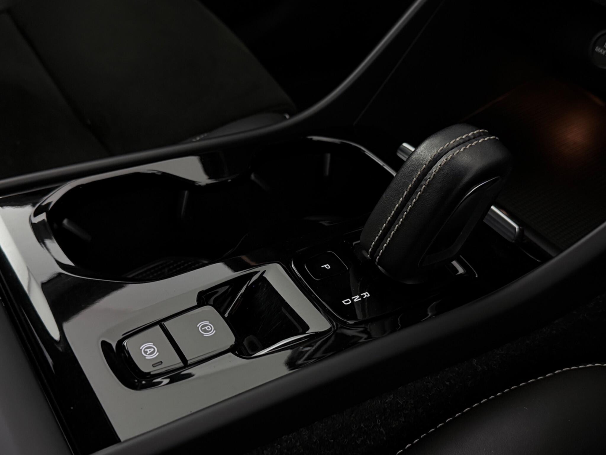 Volvo XC40 view 22