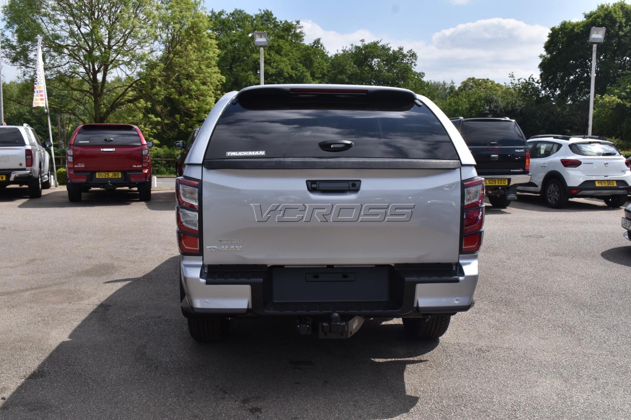 D-Max - 1.9 TD V-Cross Auto 4WD Euro 6 (s/s) 4dr - Image 11